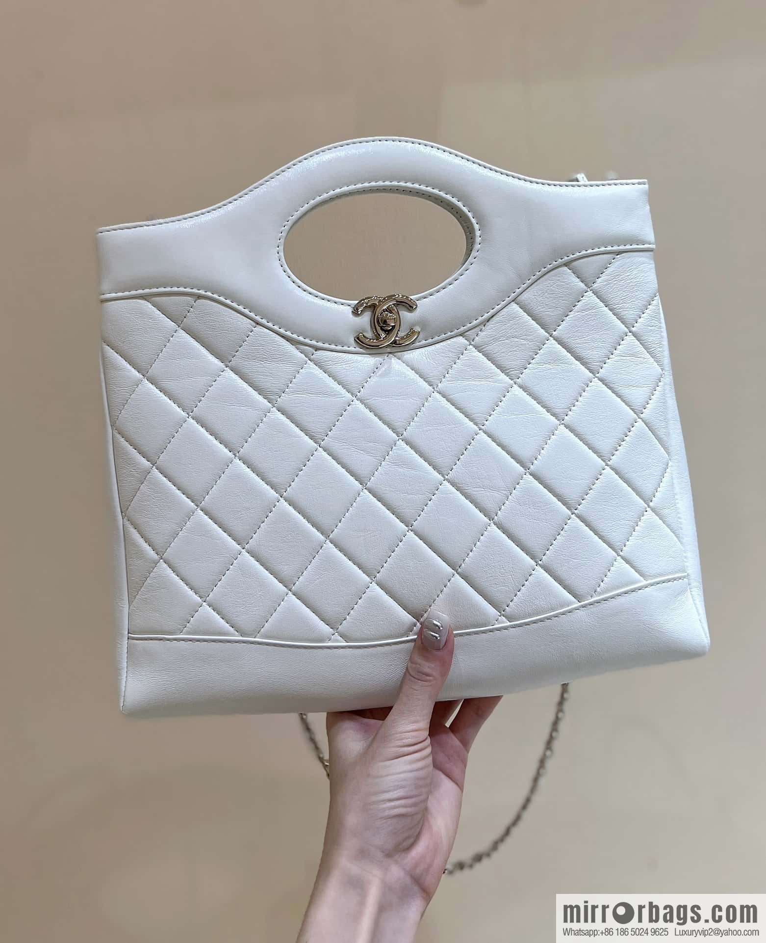 CHANEL 24S New S 31bag oil wax sheepskin AS4853 white