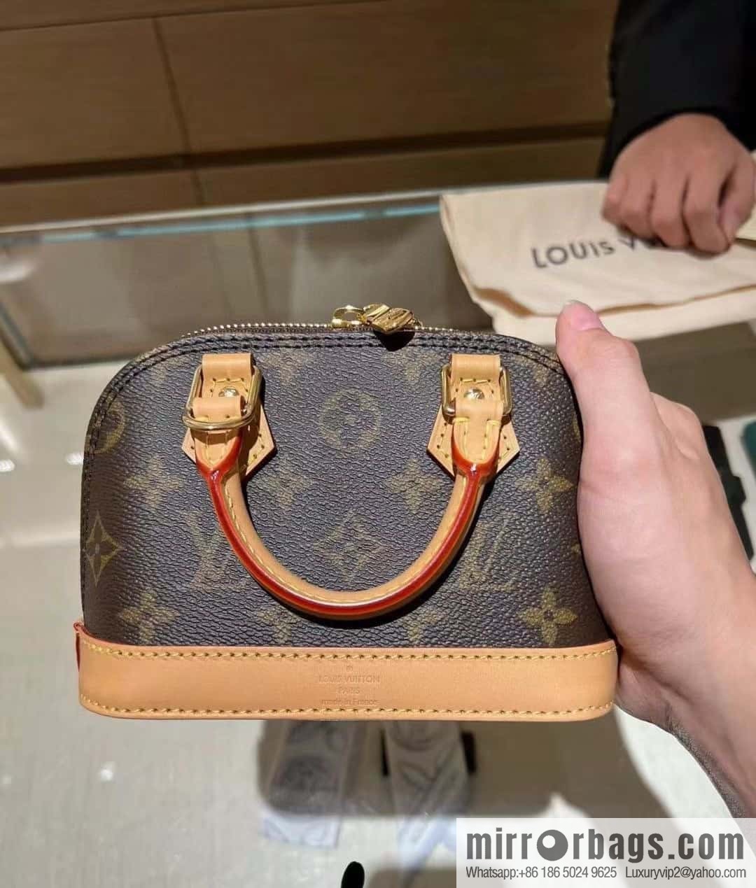 LV M82717 Nano Alma