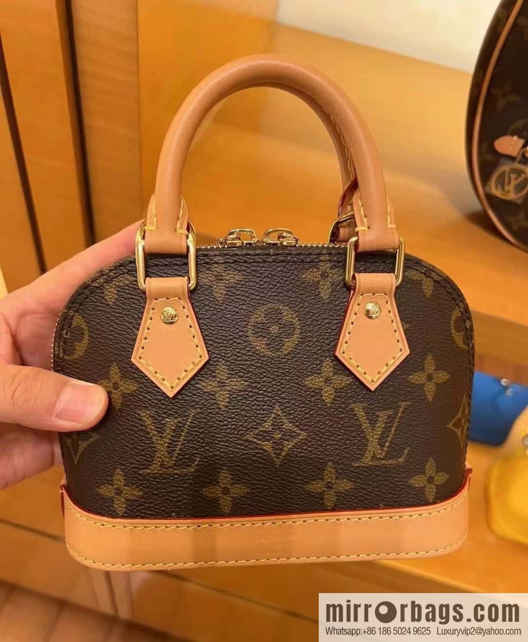 LV M82717 Nano Alma