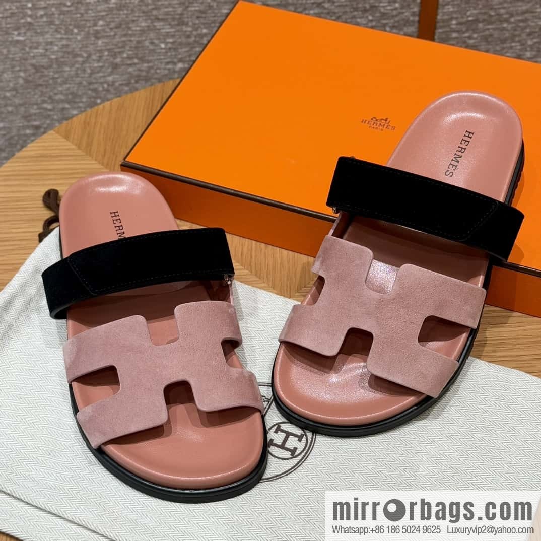 Hermès 225 CHYPRE SANDAL uncle shoes, Naked powder and black