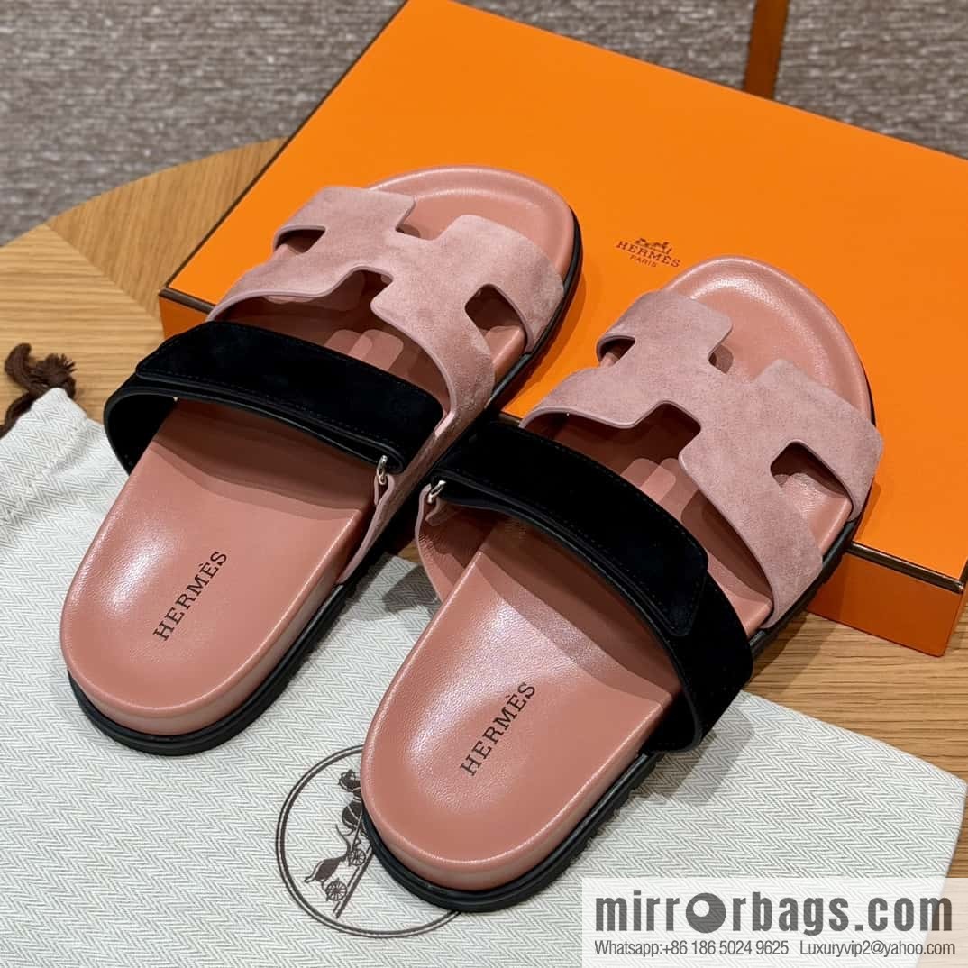 Hermès 225 CHYPRE SANDAL uncle shoes, Naked powder and black