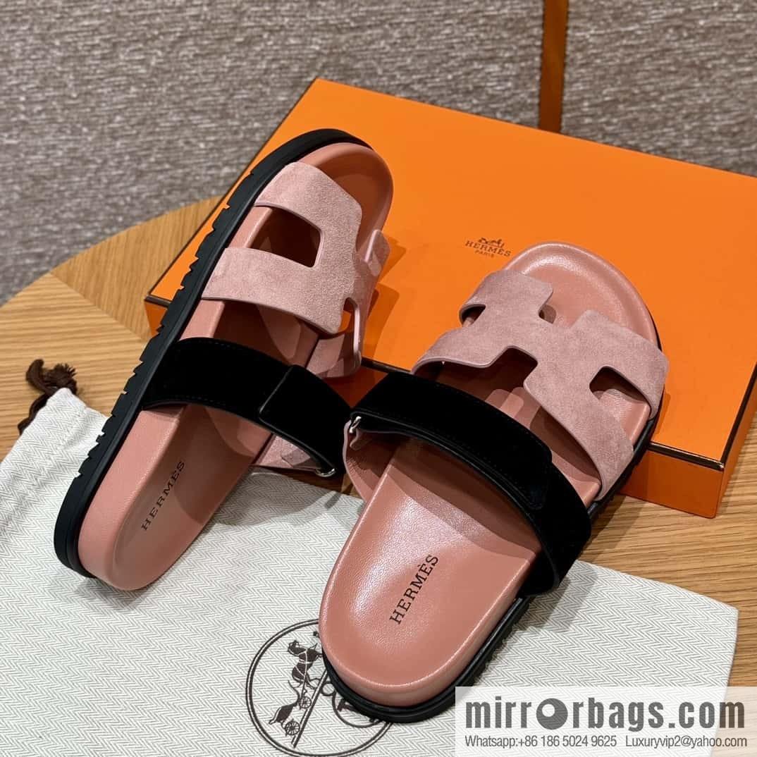 Hermès 225 CHYPRE SANDAL uncle shoes, Naked powder and black