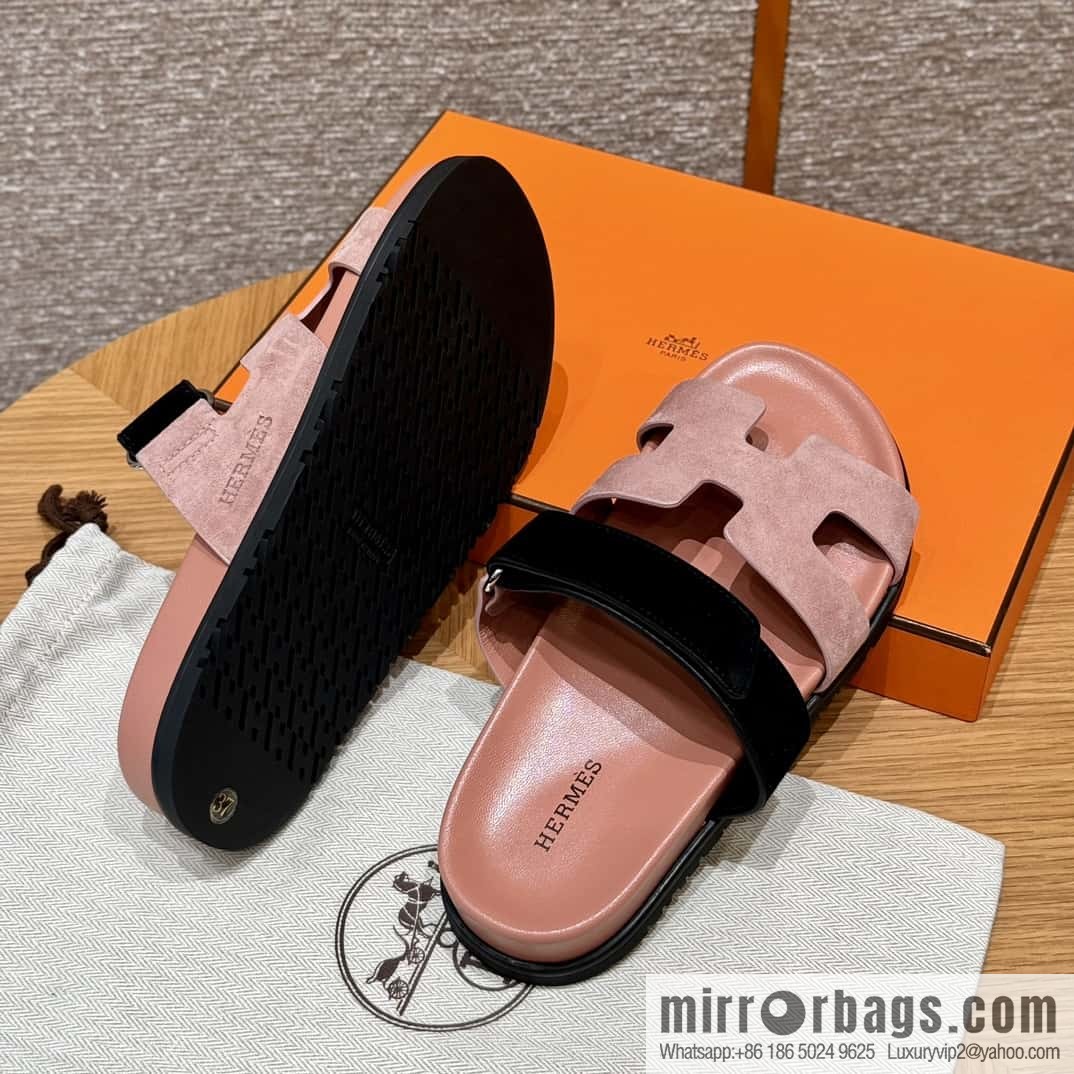 Hermès 225 CHYPRE SANDAL uncle shoes, Naked powder and black