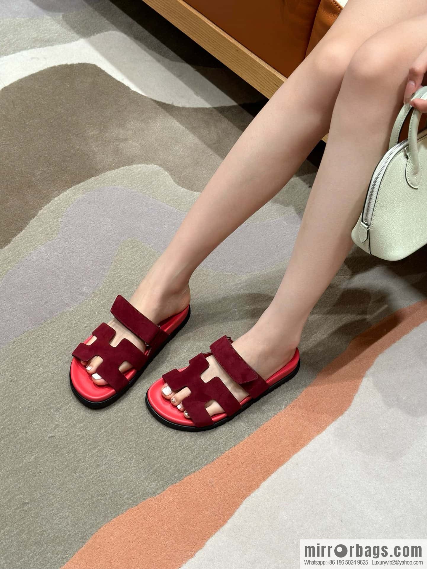 Hermès 225 CHYPRE SANDAL uncle shoes, rose red/Rose red