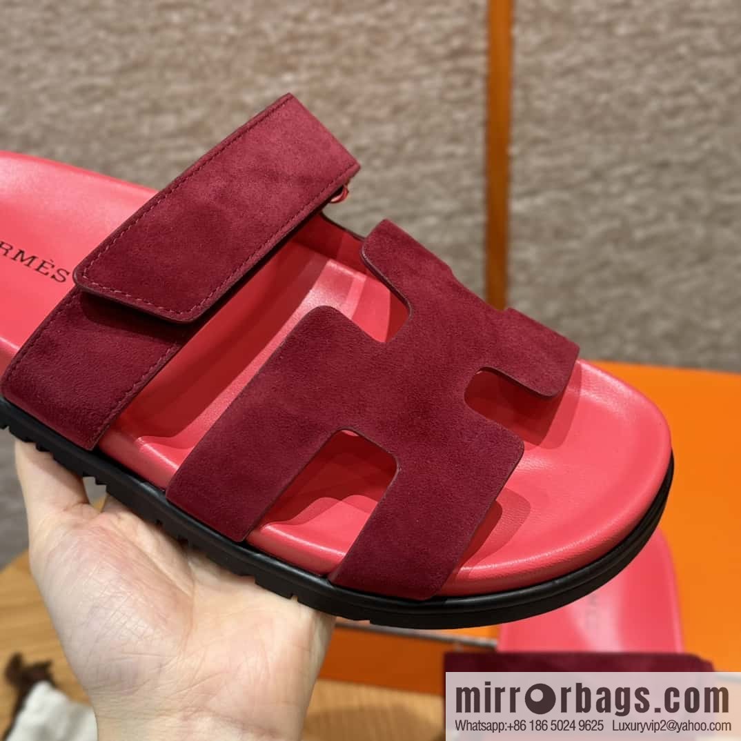 Hermès 225 CHYPRE SANDAL uncle shoes, rose red/Rose red