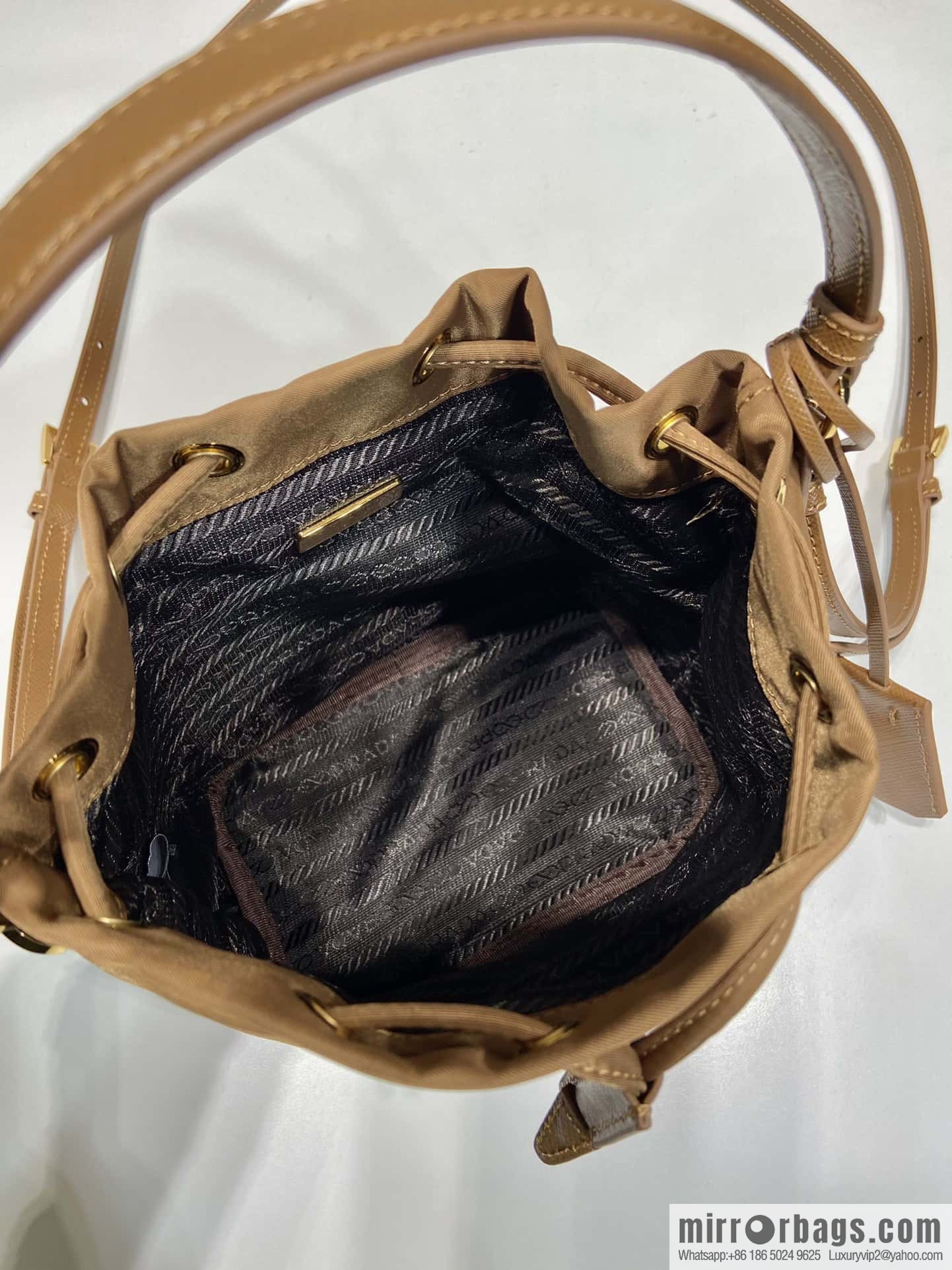PRADA 🎉 new bucket bag 🎉 1BE067 upgraded version, brown