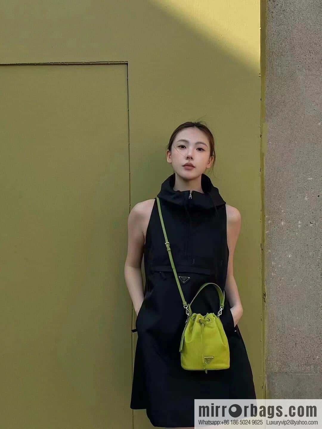 PRADA 🎉 new bucket bag 🎉 1BE067 upgraded version, green