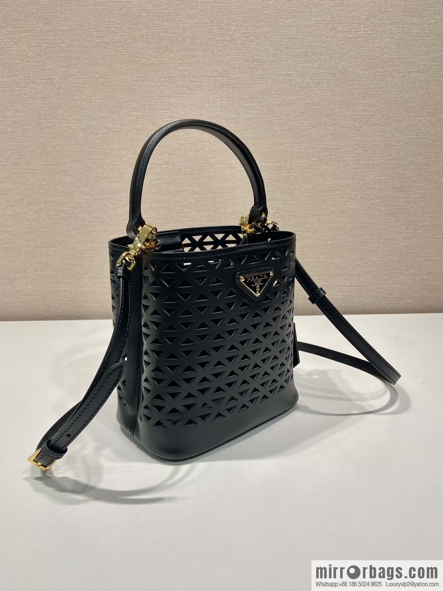 PRADA 🎉 cut-out bucket bag 🎉 1BA217 cut-out black