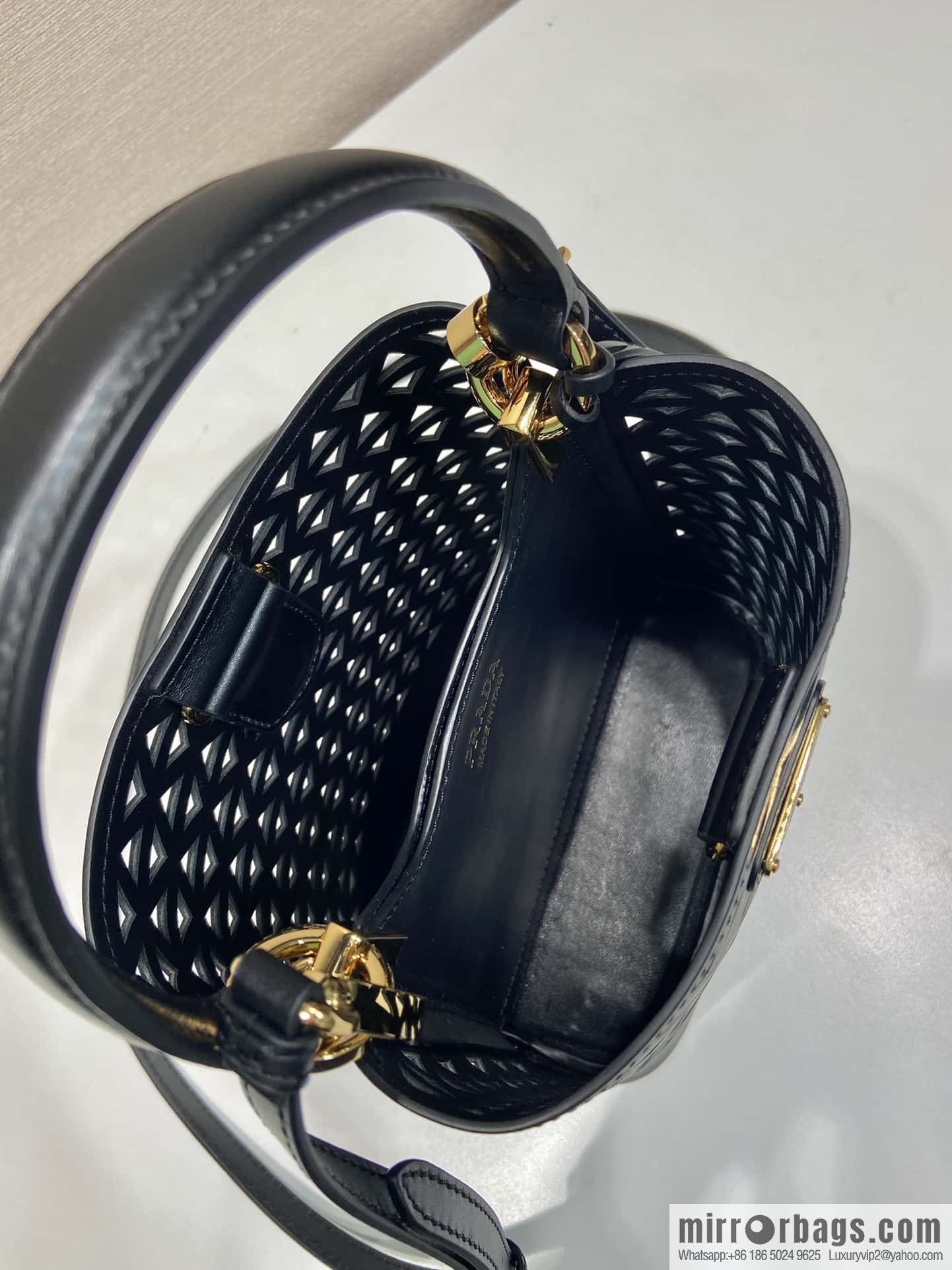 PRADA 🎉 cut-out bucket bag 🎉 1BA217 cut-out black