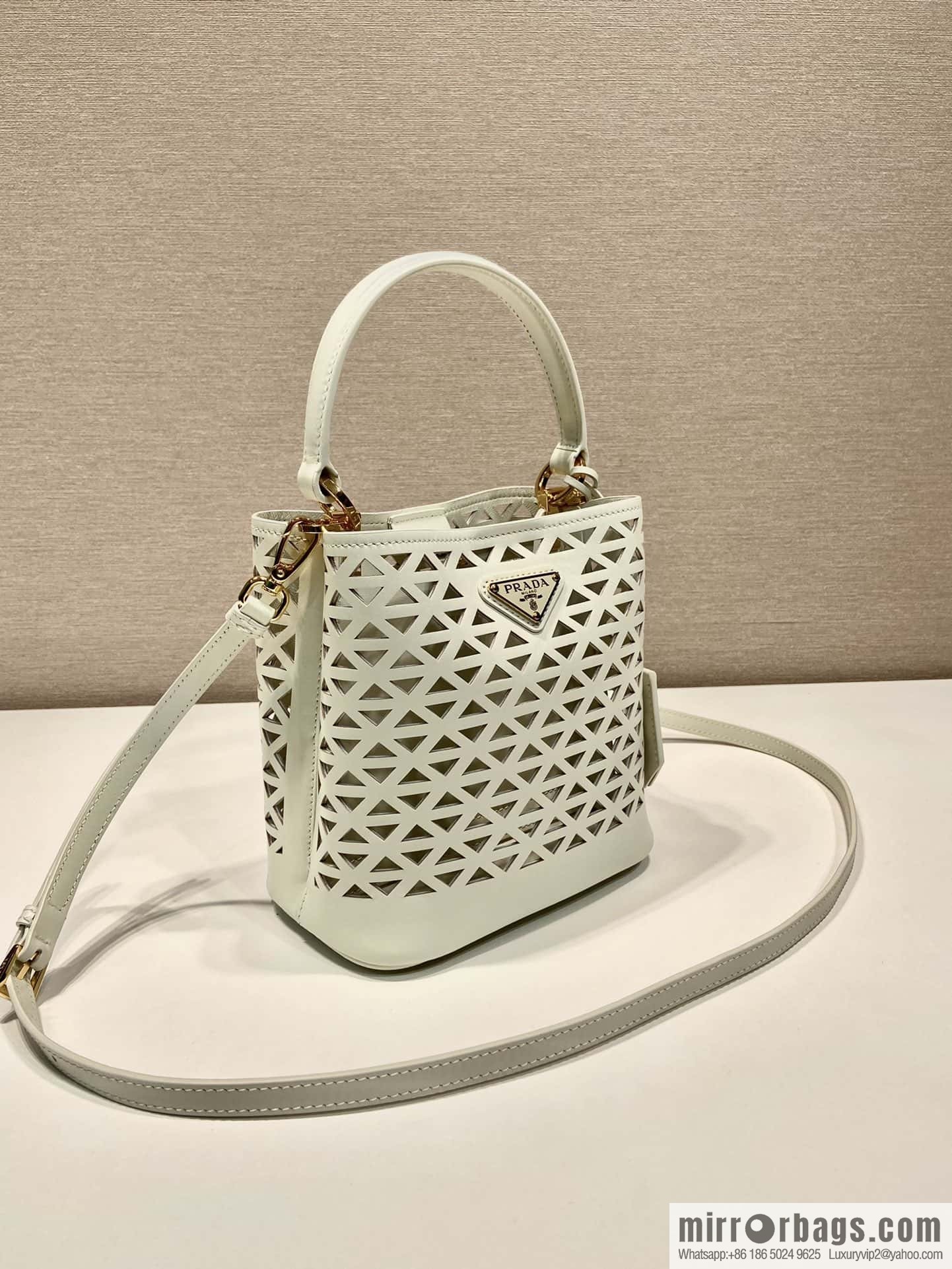 PRADA 🎉 cut-out bucket bag 🎉 1BA217 cut-out white