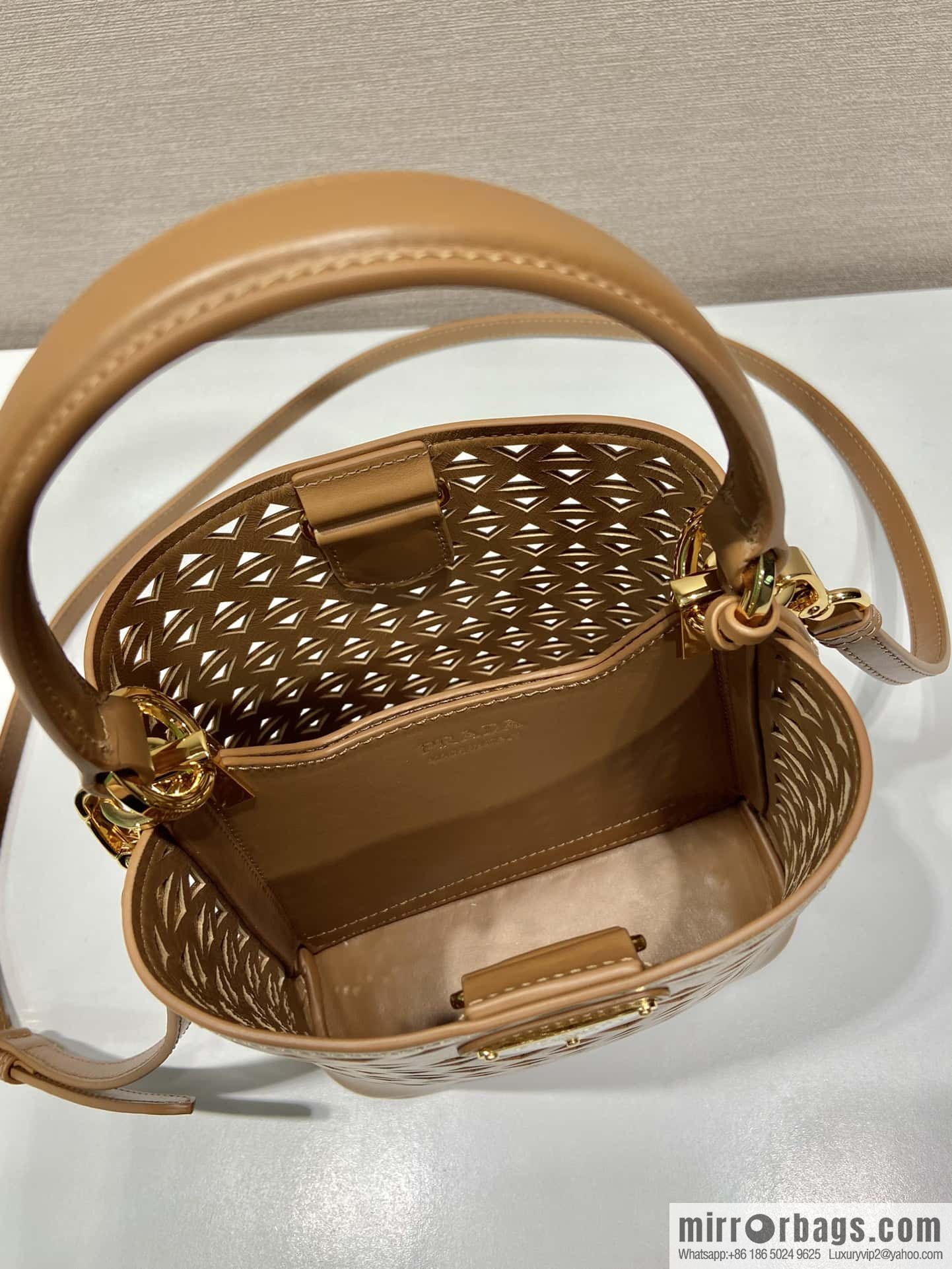 PRADA 🎉 cut-out bucket bag 🎉 1BA217 cut-out brown