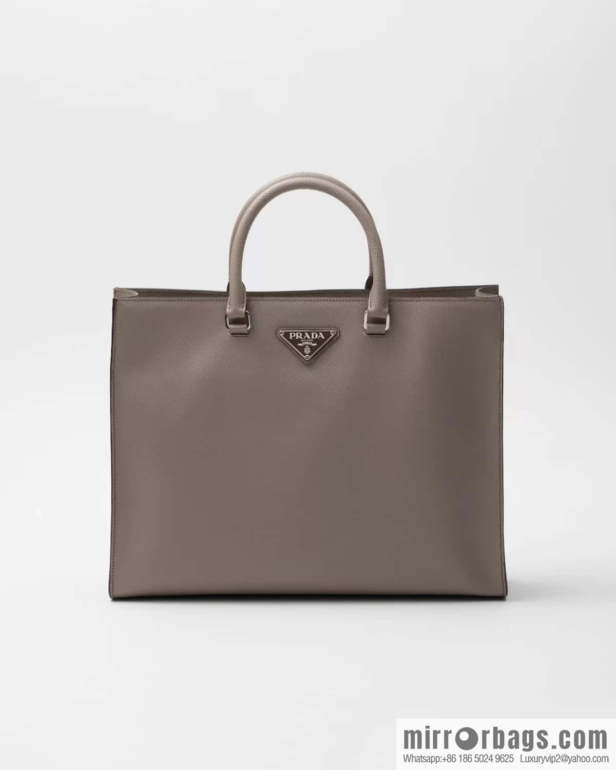 PRADA 🎉 new briefcase 🎉🎉 2VG101 new color