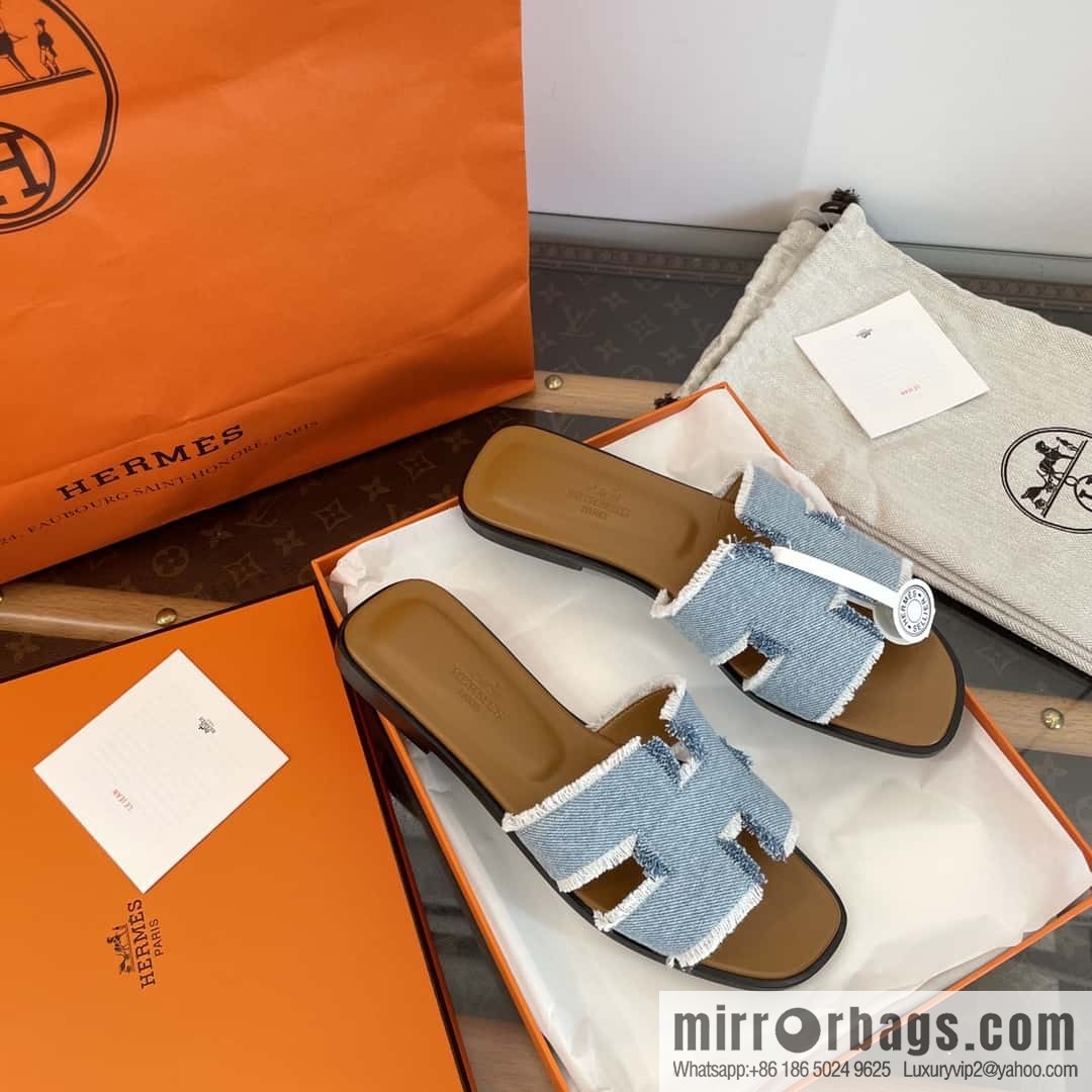 The latest denim tassel slippers from Hermès