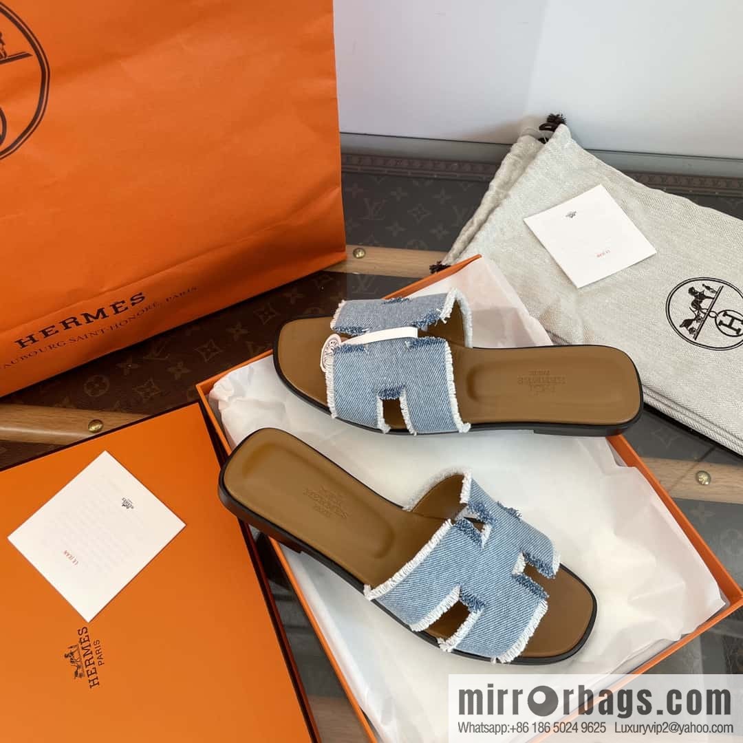 The latest denim tassel slippers from Hermès