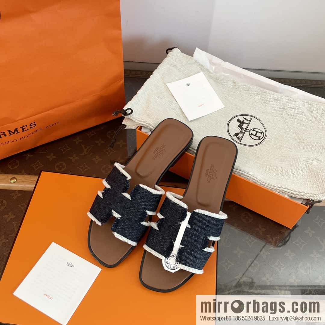 The latest denim tassel slippers from Hermès
