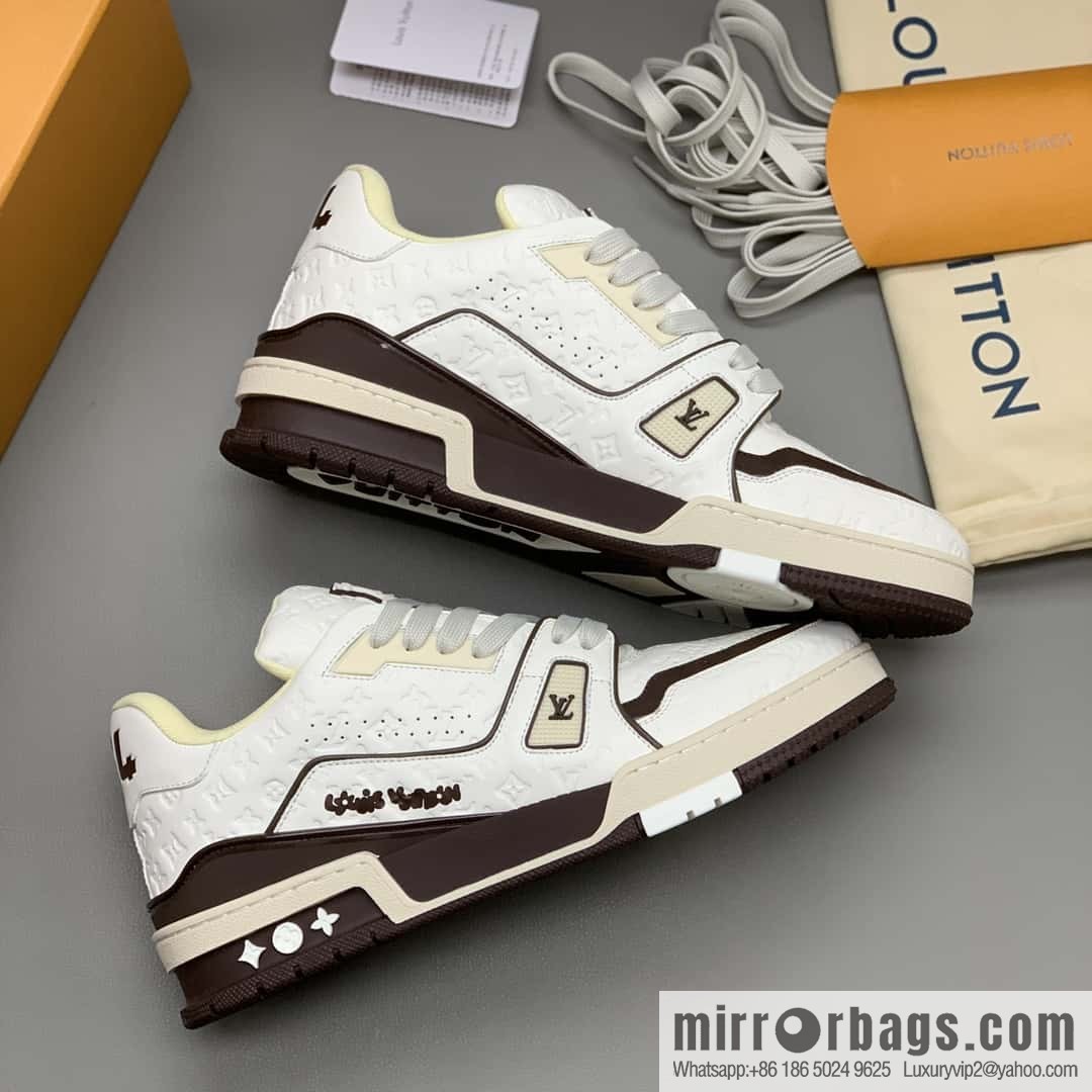LV 🆕 couple sports running shoes