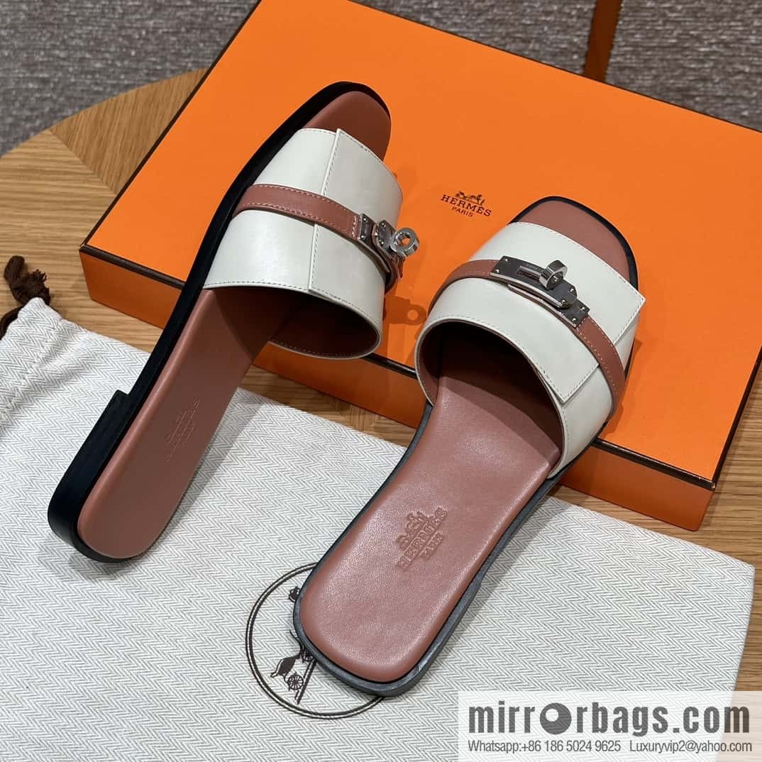 Hermès 183Kelly tow sandals Gigi plain weave/Swift milkshake white/ck10/Craie/Nude pink