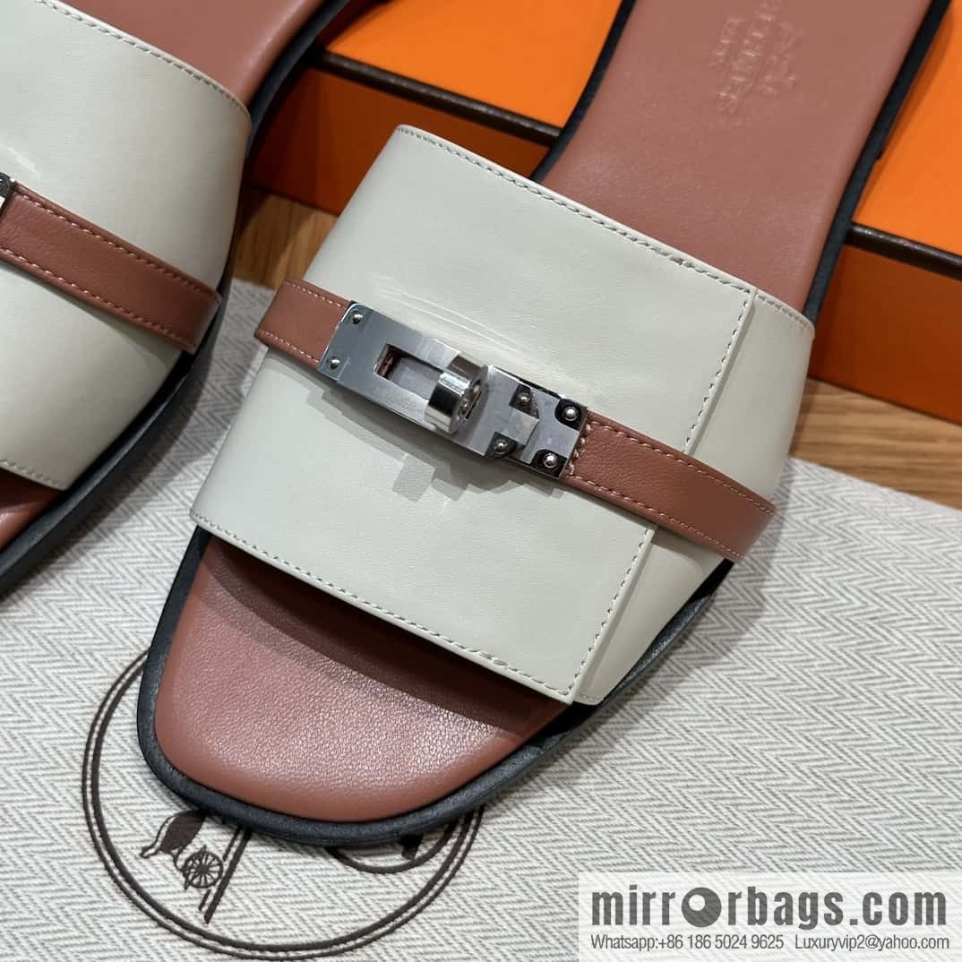 Hermès 183Kelly tow sandals Gigi plain weave/Swift milkshake white/ck10/Craie/Nude pink