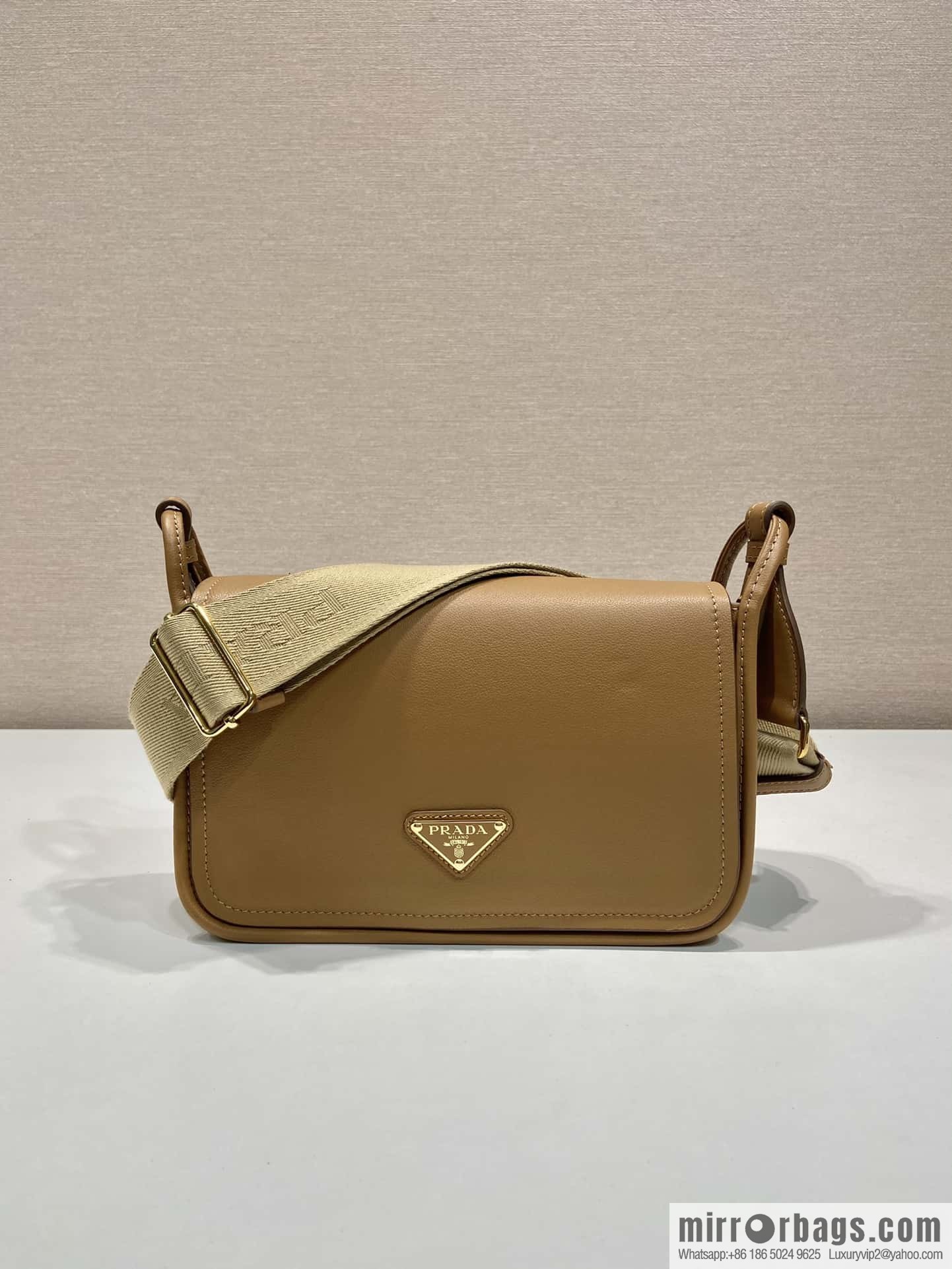 PRADA 👏 new shoulder strap bag 👏 1BD372 🎉 brown
