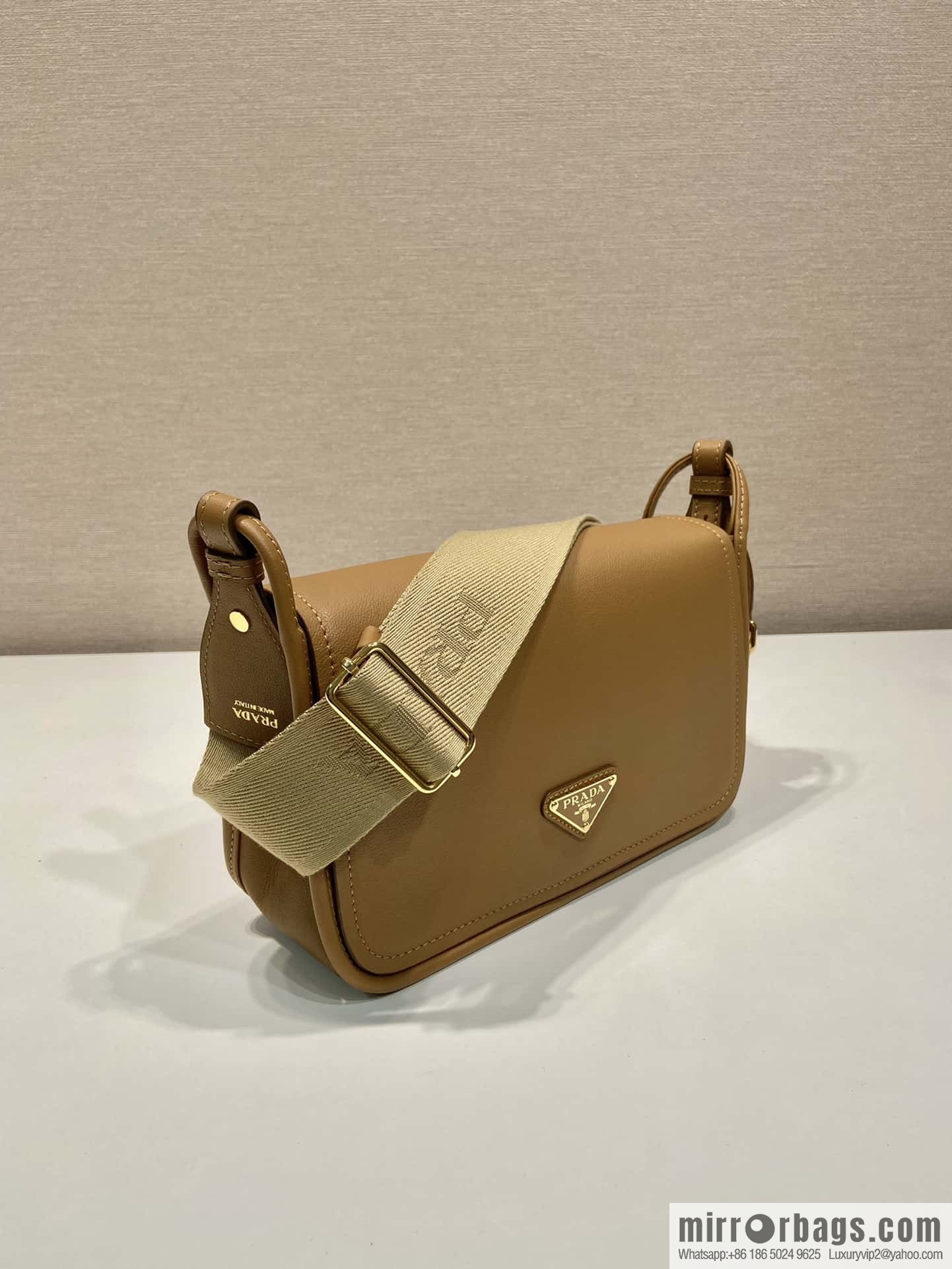 PRADA 👏 new shoulder strap bag 👏 1BD372 🎉 brown
