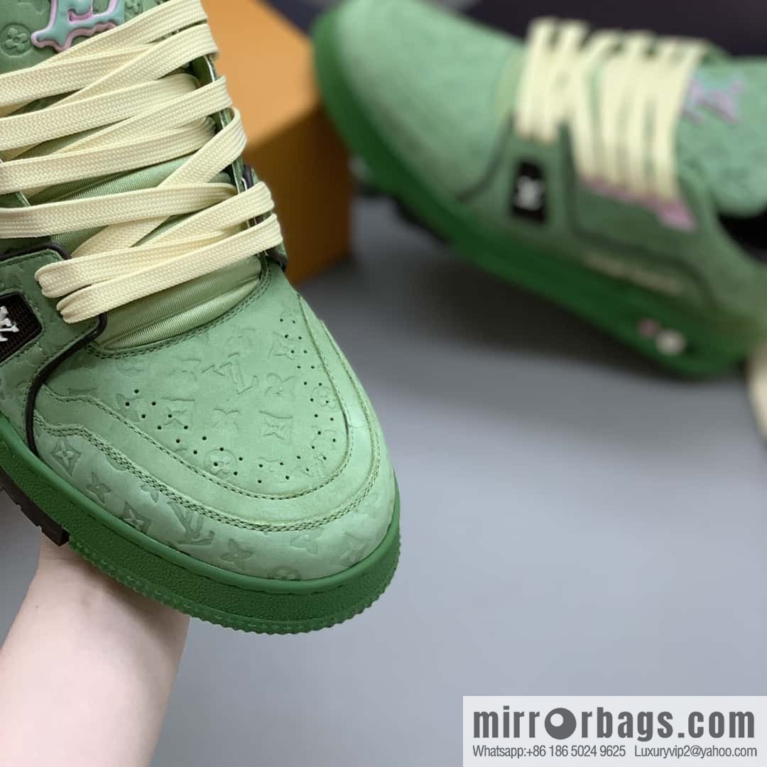 LV π· couple sports and leisure shoes