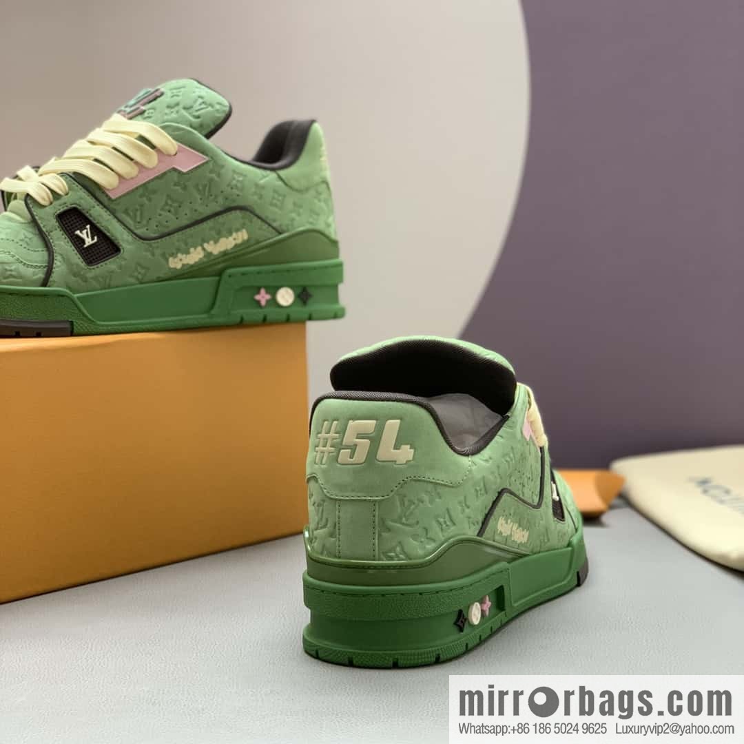LV π· couple sports and leisure shoes