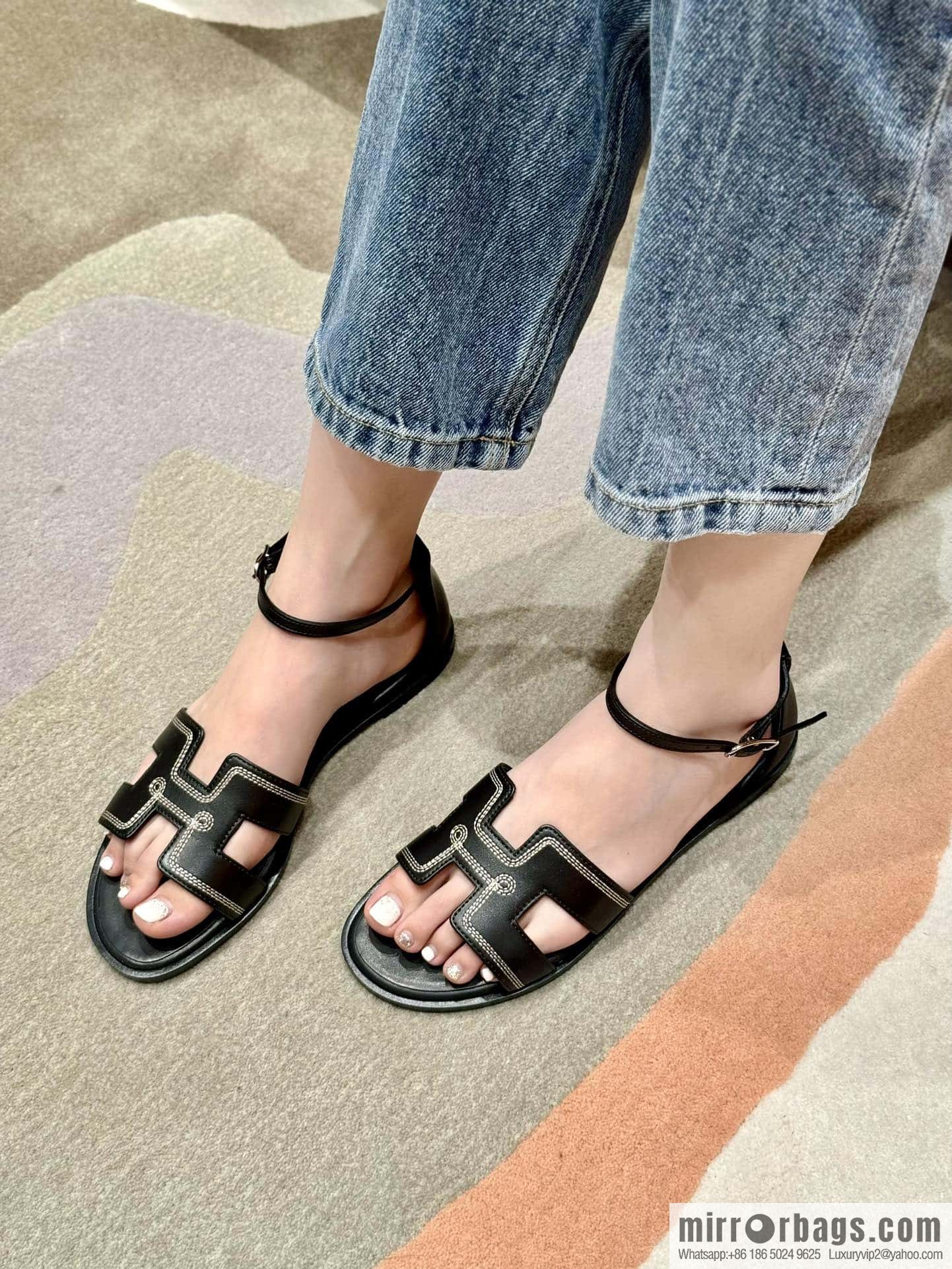 Hermès 196 Santorini sandals 50 plain/Swift black/ck89/noir