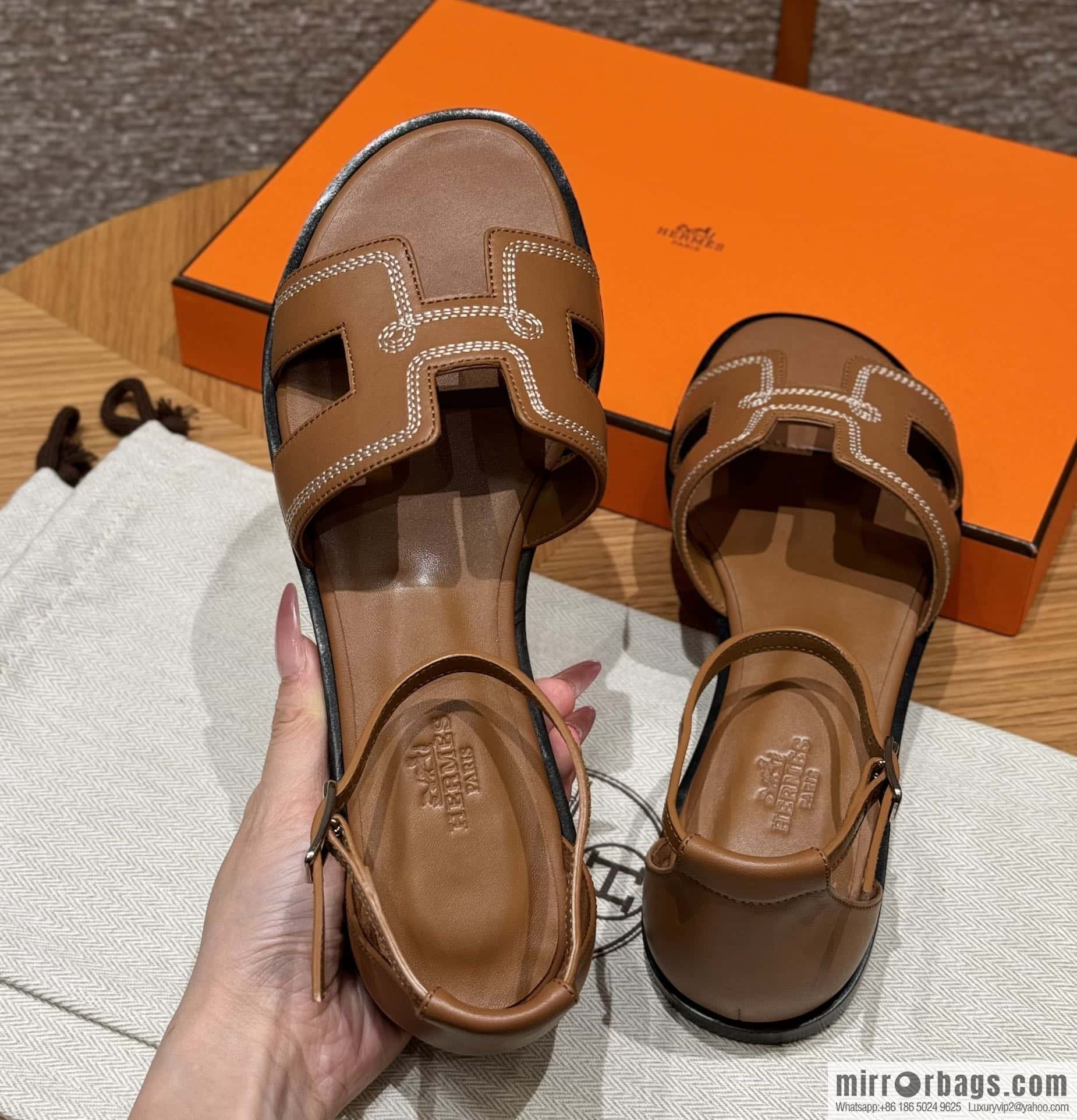 Hermès 196 Santorini sandals 50 plain/Swift gold brown/ck37/gold