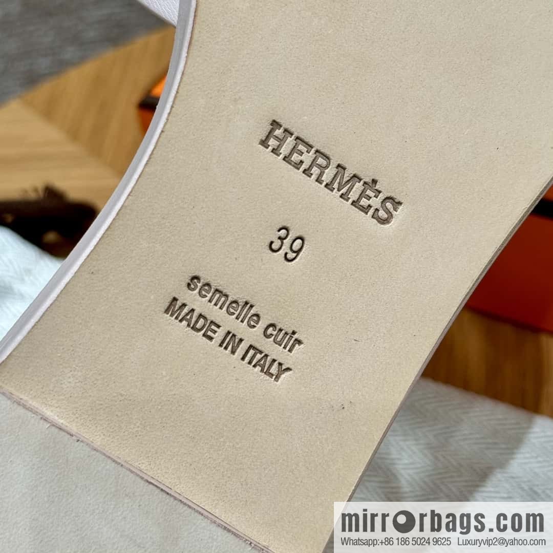 Hermès 196 Santorini Sandals 50 Plain Weave/Swift Petal Powder/Petal powder