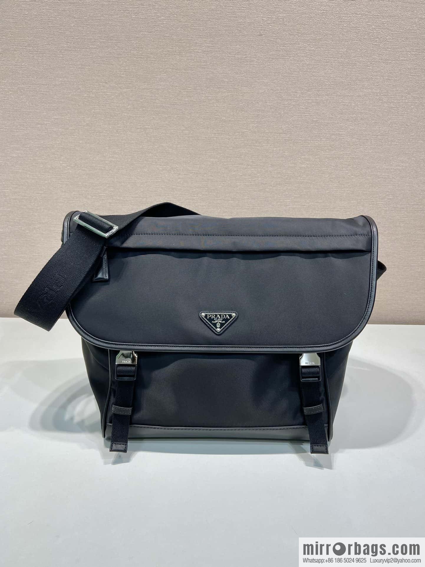 PRADA 🎉 new messenger bag 🎉🎉 2VD052A large upgraded version
