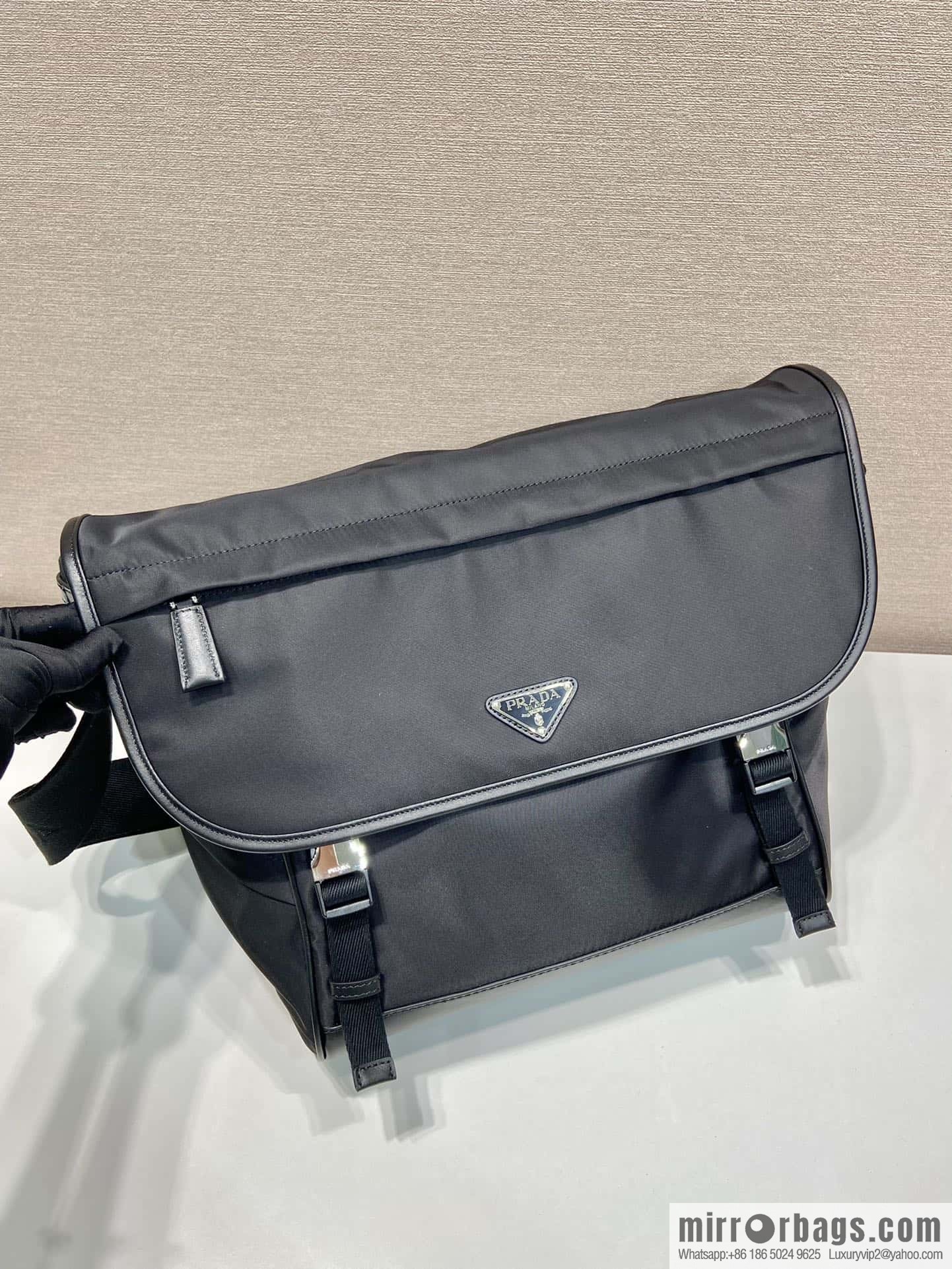 PRADA 🎉 new messenger bag 🎉🎉 2VD052A large upgraded version