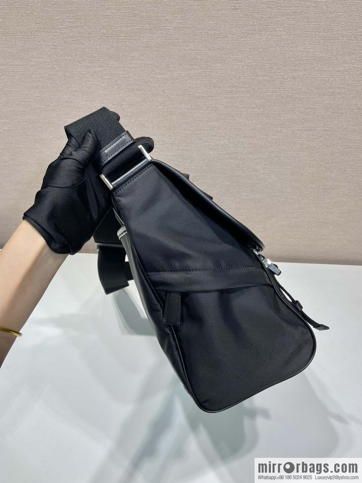 PRADA 🎉 new messenger bag 🎉🎉 2VD052A large upgraded version
