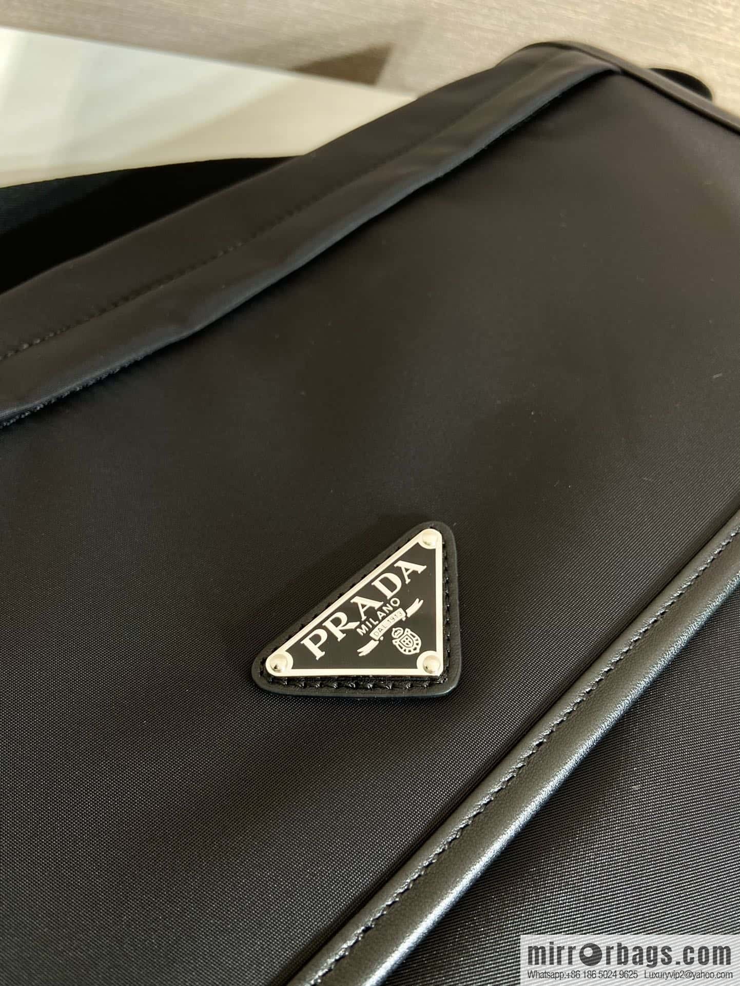 PRADA 🎉 new messenger bag 🎉🎉 2VD052A large upgraded version