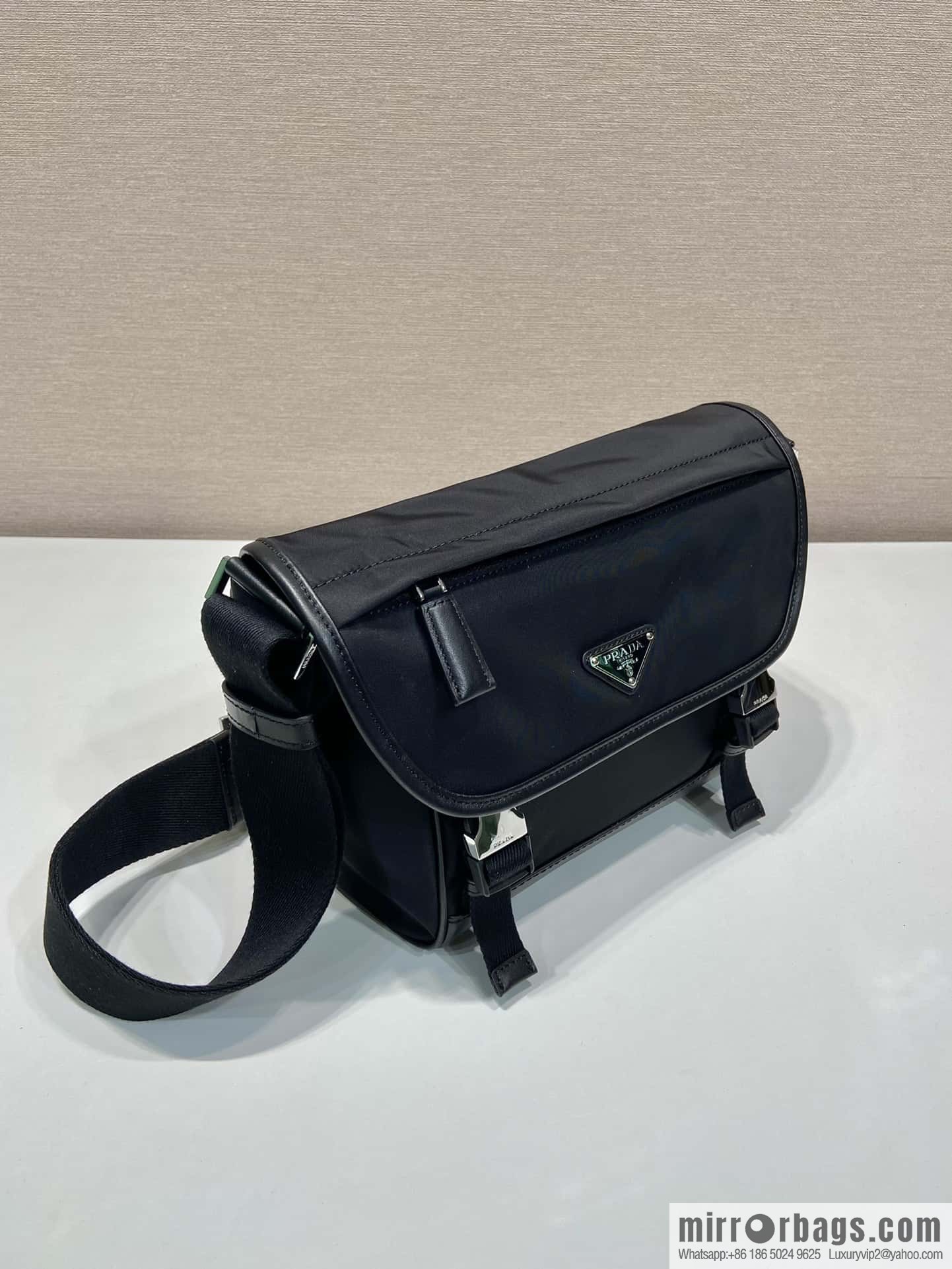 PRADA 🎉 new messenger bag 🎉🎉 2VD066S🎉🎉