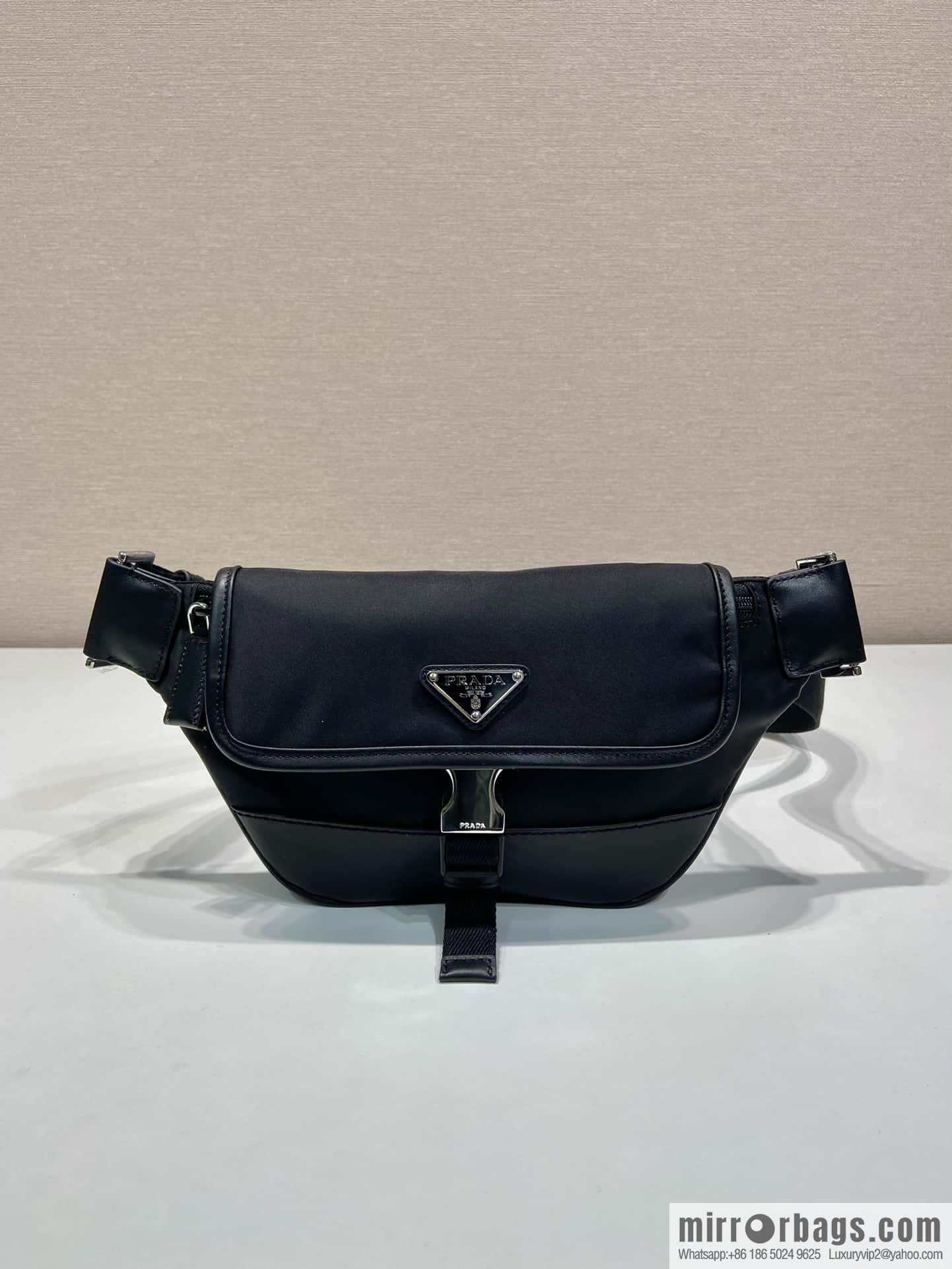 PRADA ๐ new fanny pack ๐ 2VH176