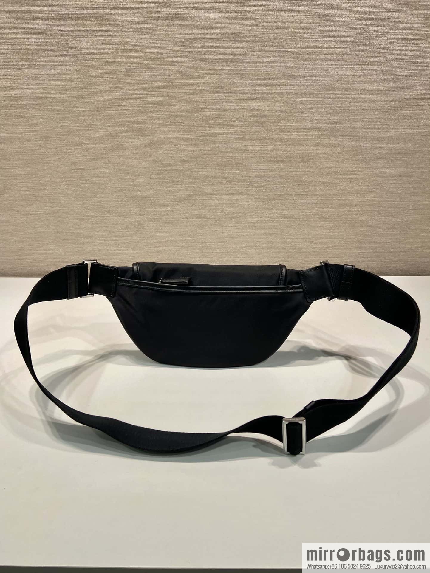 PRADA ๐ new fanny pack ๐ 2VH176