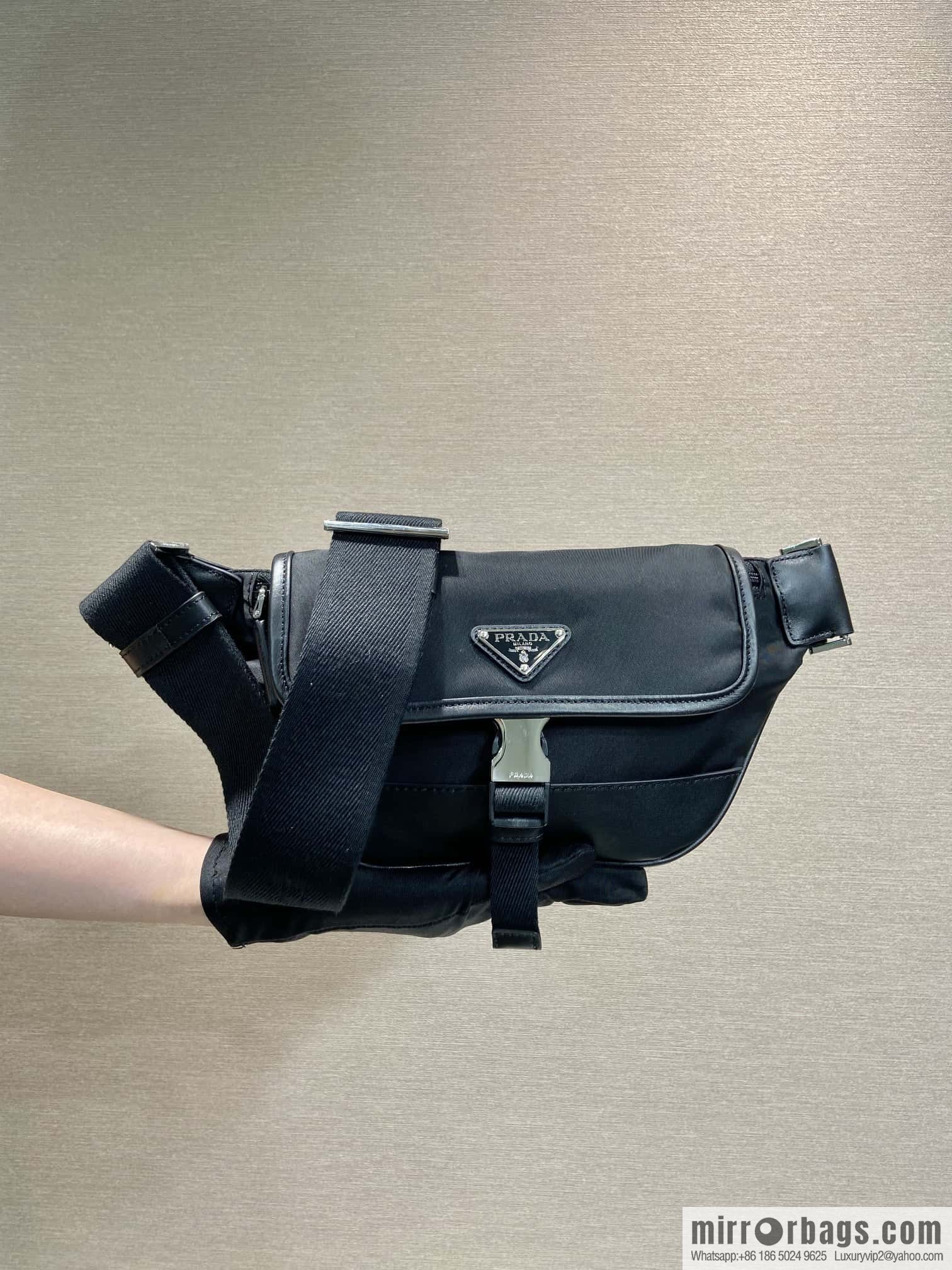 PRADA ๐ new fanny pack ๐ 2VH176