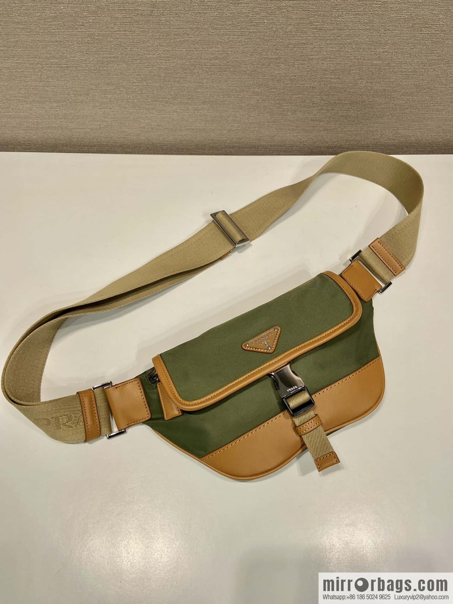 PRADA ๐ new fanny pack ๐ 2VH176