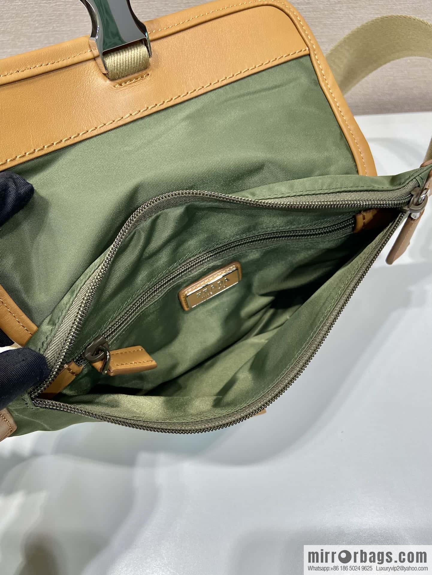 PRADA ๐ new fanny pack ๐ 2VH176