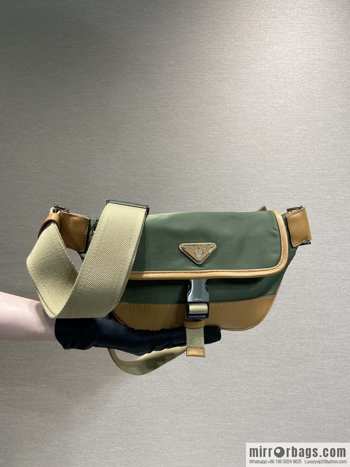 PRADA ๐ new fanny pack ๐ 2VH176