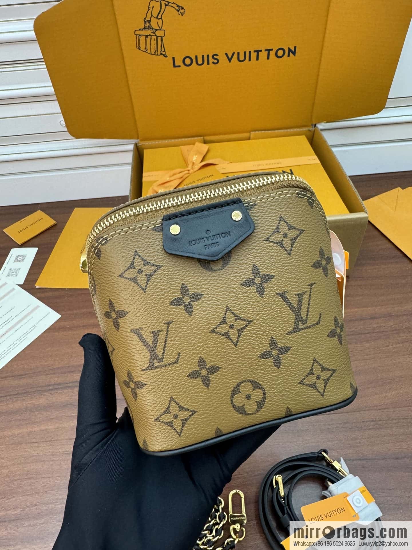 LV M47162 Bolsa Just In Case