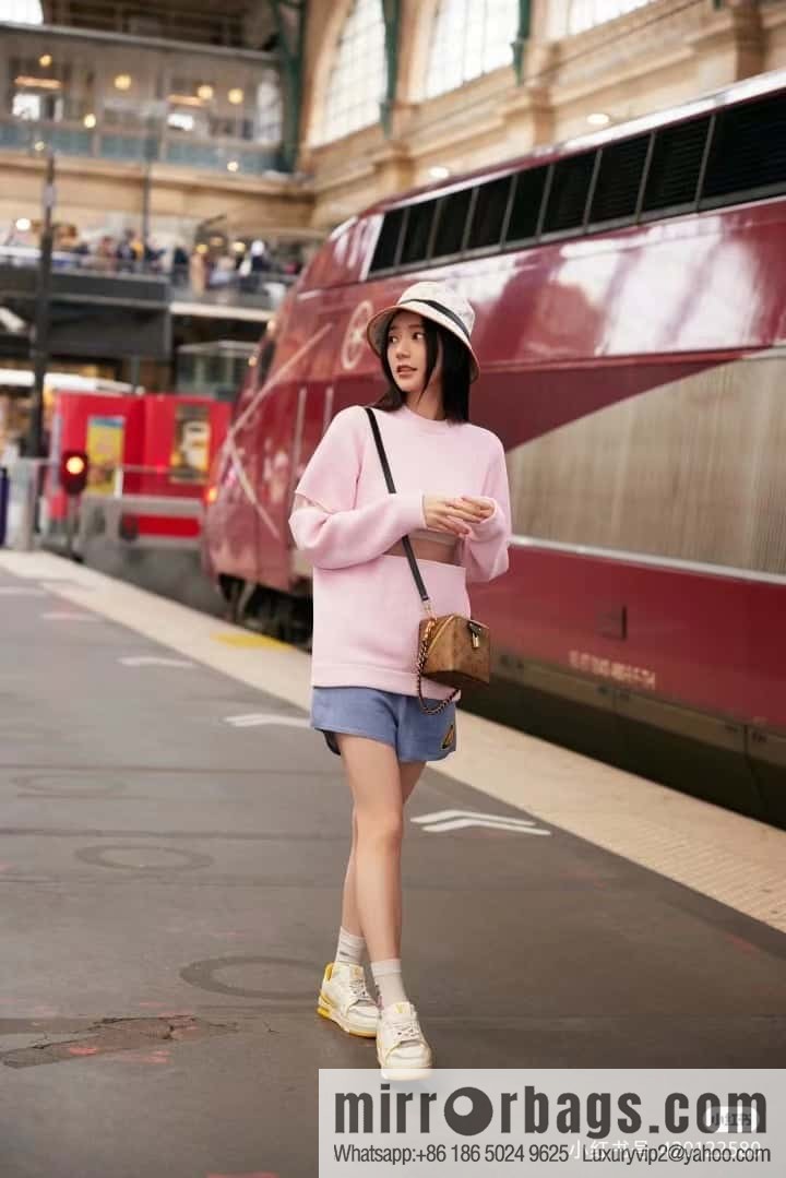 LV M47162 Bolsa Just In Case