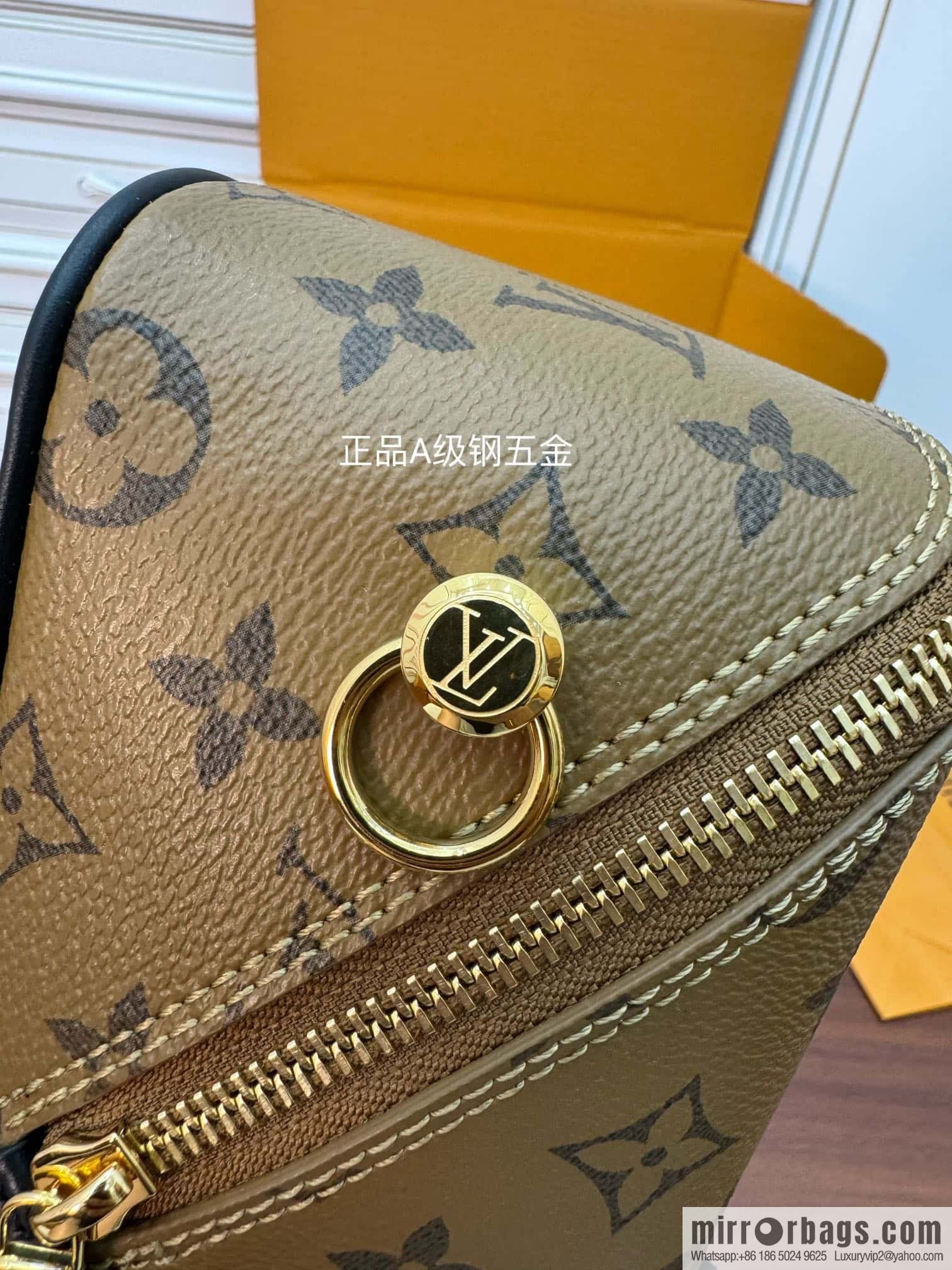 LV M47162 Bolsa Just In Case