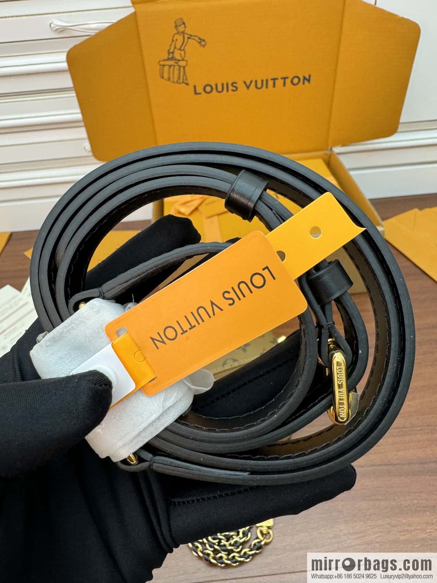 LV M47162 Bolsa Just In Case