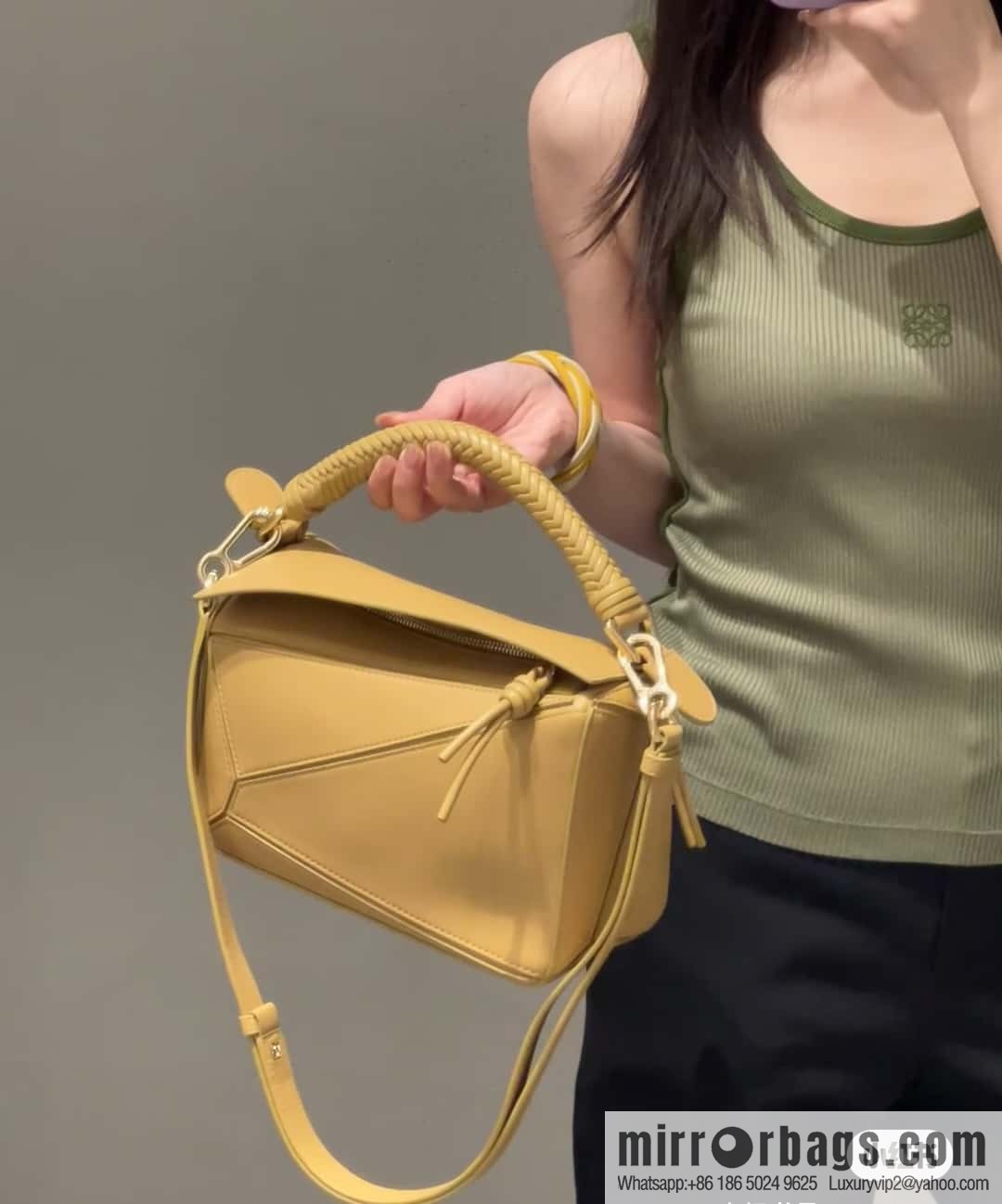 LOEWE latest knitting handle puzzle 0189 yellow 24CM
