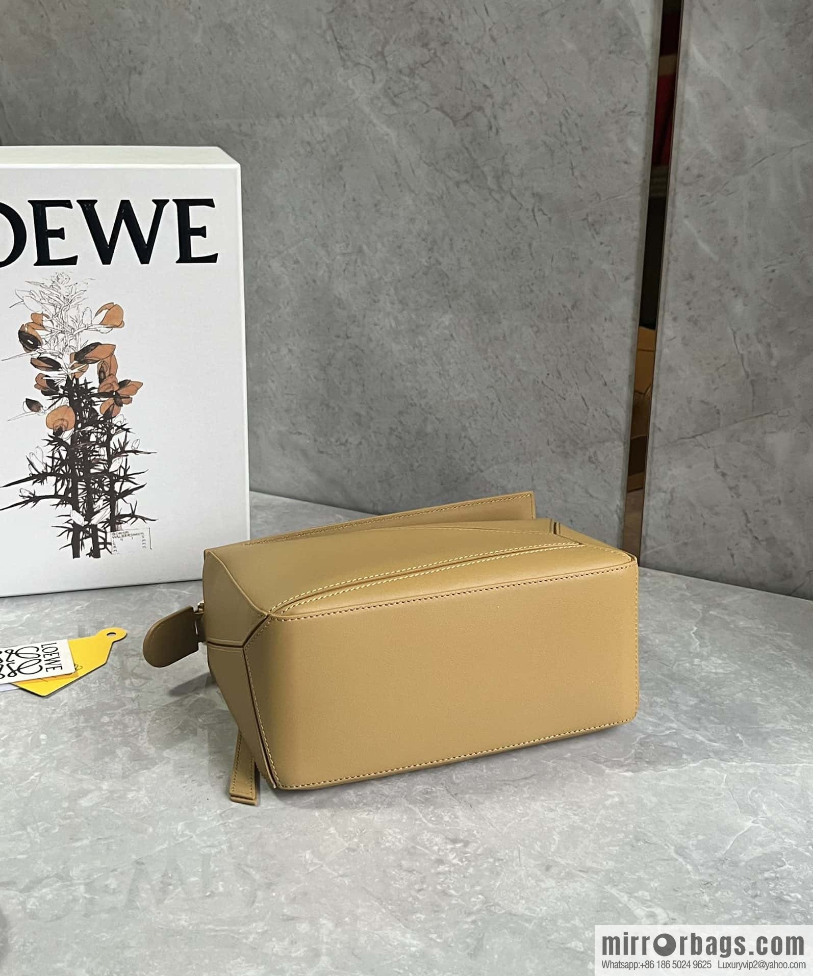 LOEWE latest knitting handle puzzle 0189 yellow 24CM