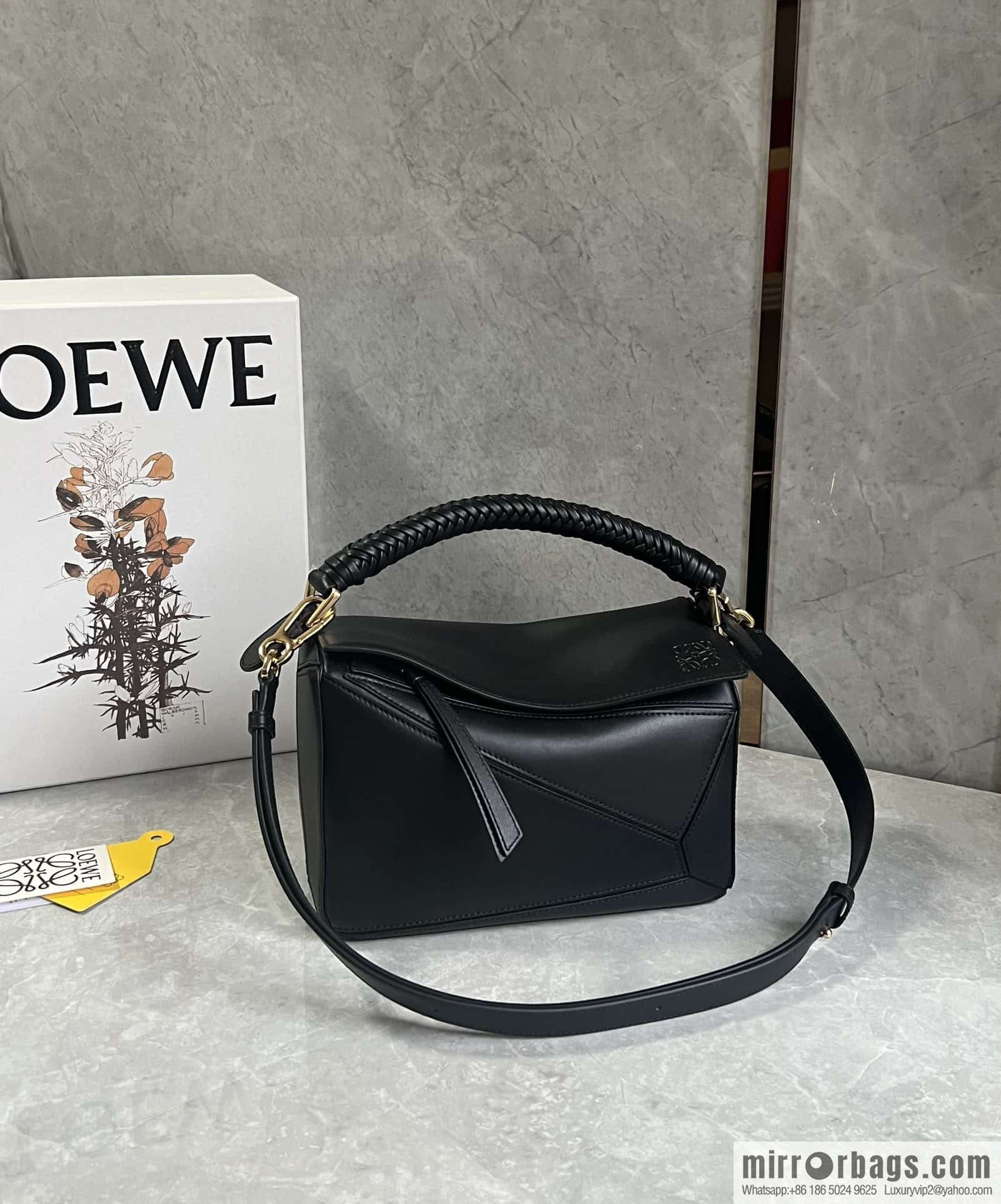 LOEWE new knitting handle puzzle 0189 black 24CM