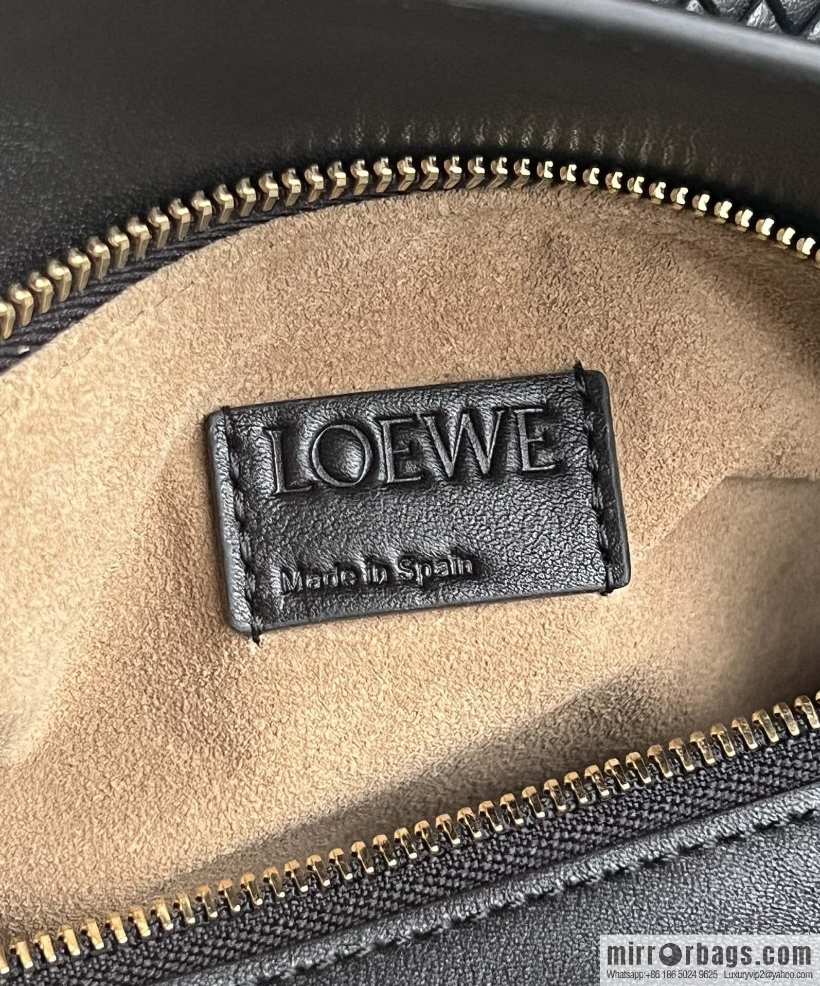 LOEWE new knitting handle puzzle 0189 black 24CM