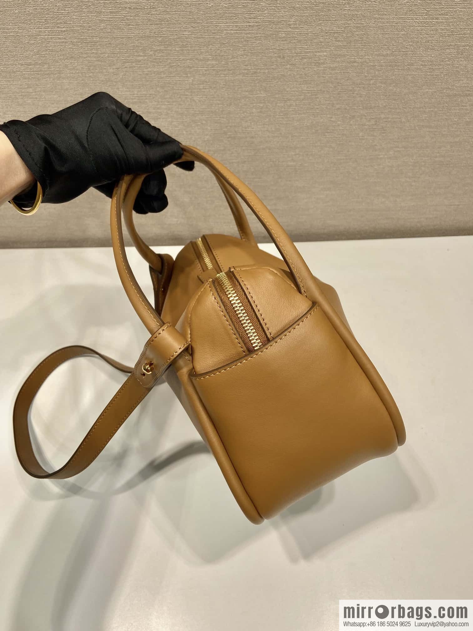 PRADA 🎉 new 🎉 1BA451 🎉🎉 brown