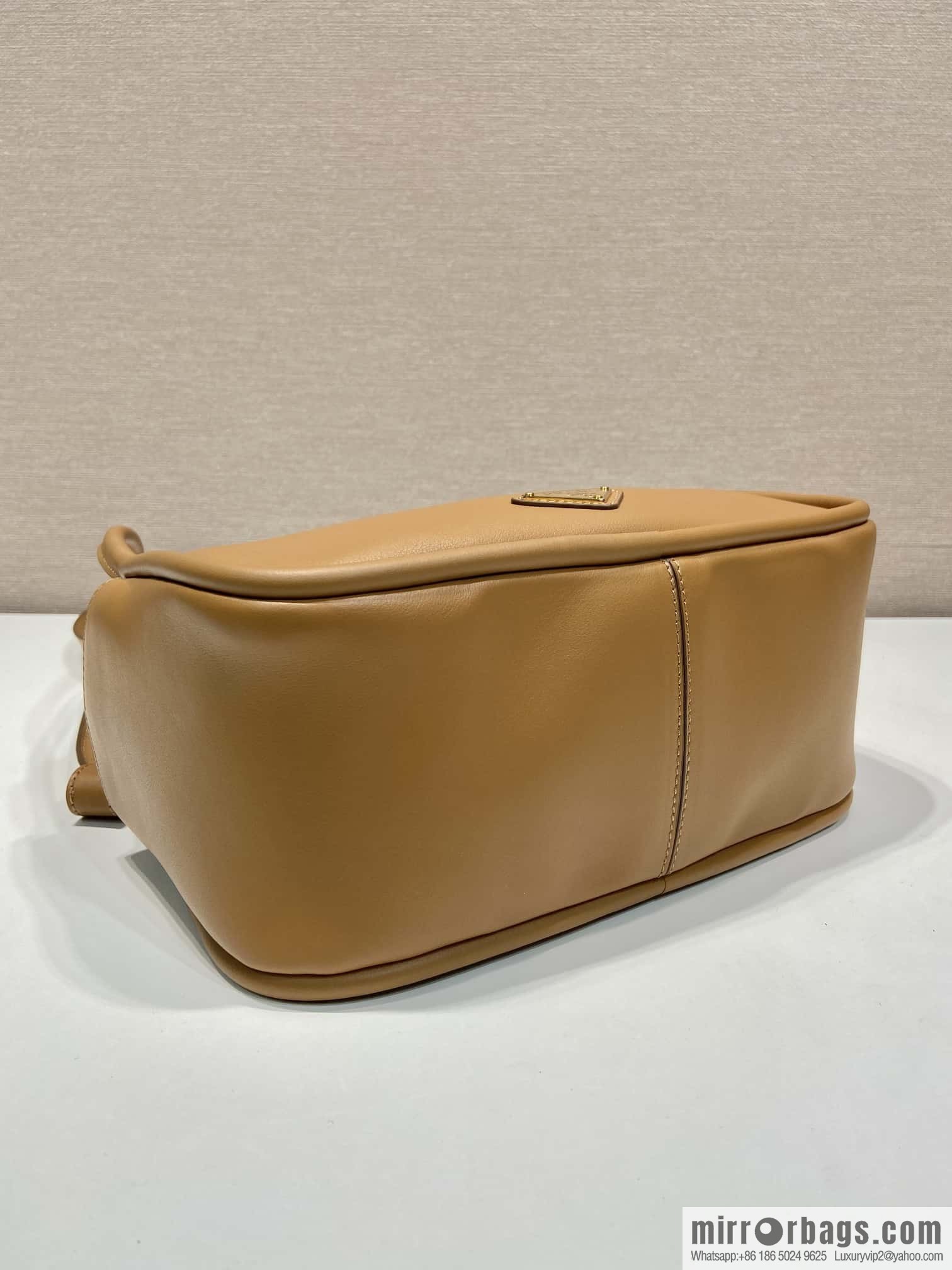 PRADA 🎉 new 🎉 1BA451 🎉🎉 brown